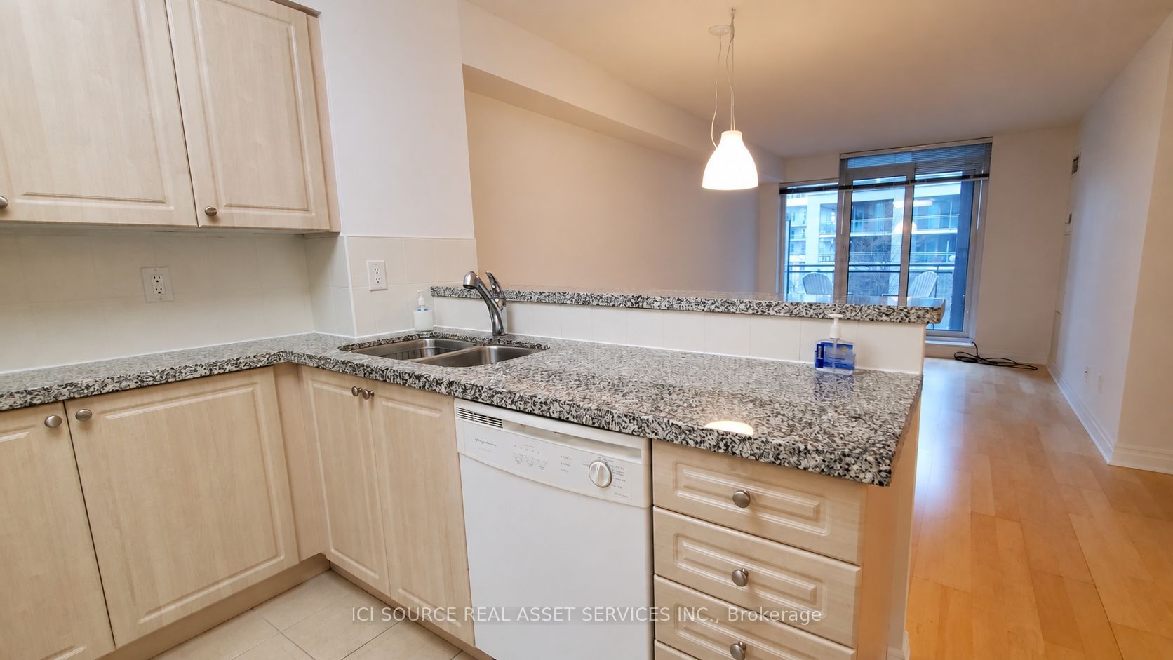 2119 Lake Shore Boulevard W 316