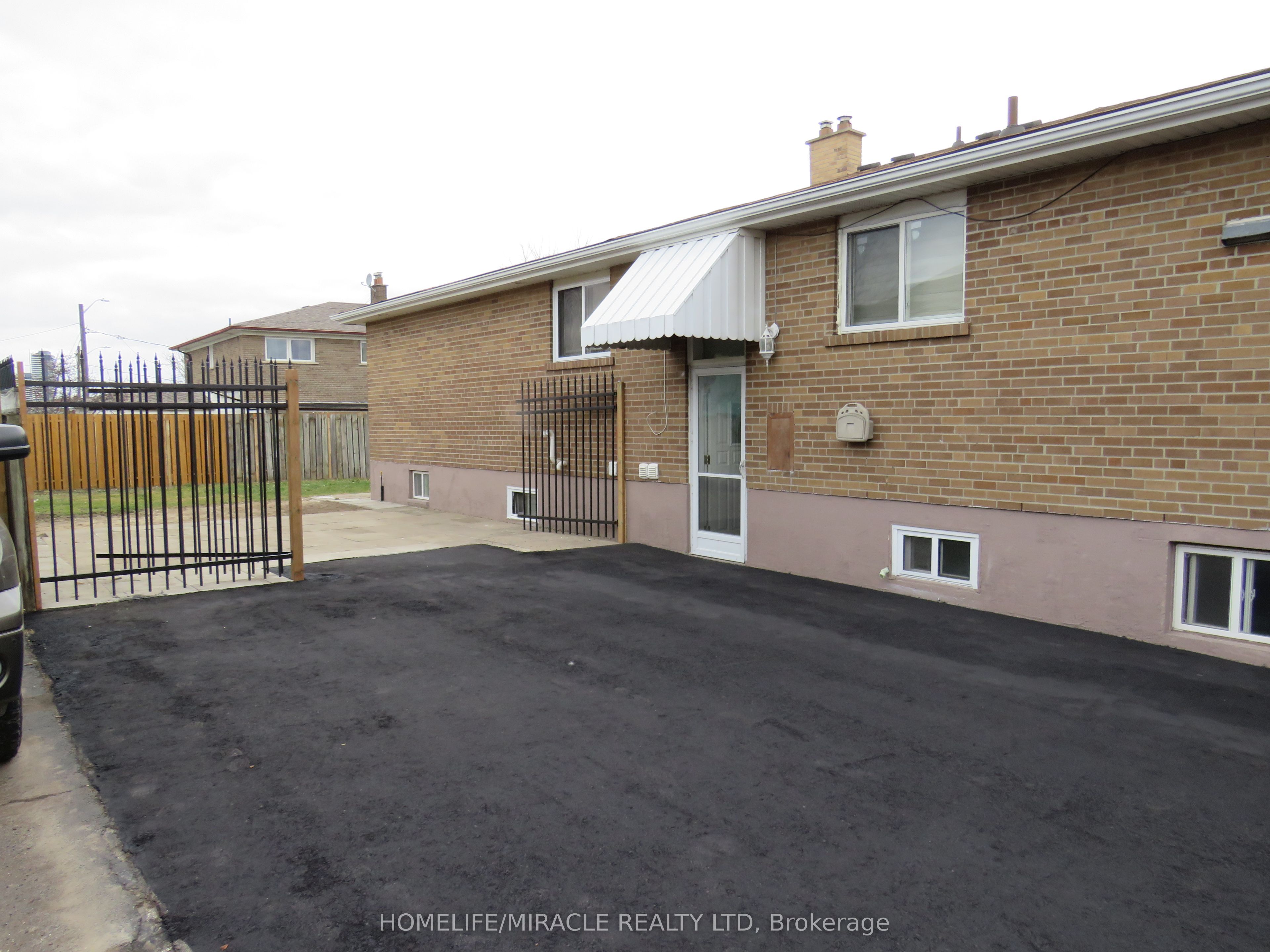 18 Rubydale Gardens