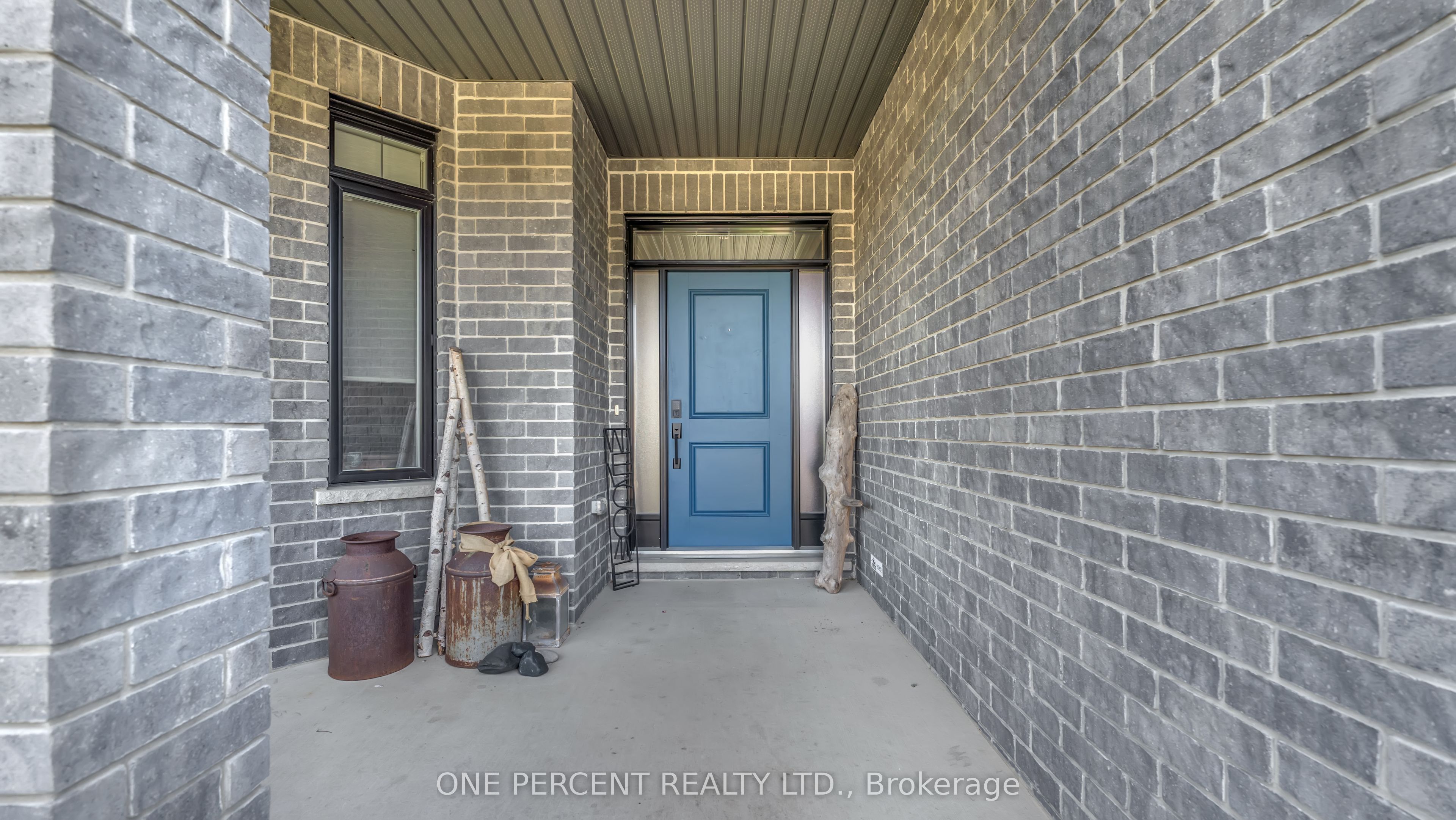 16 PEREGRINE Avenue