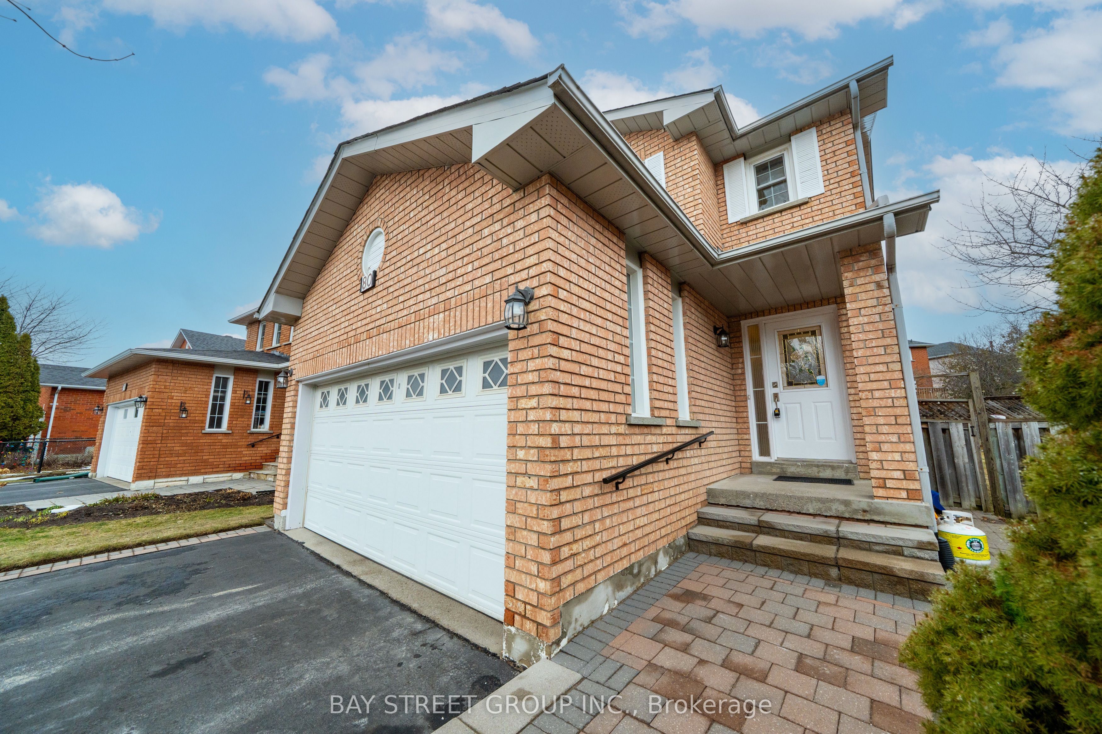 80 Summitcrest Drive