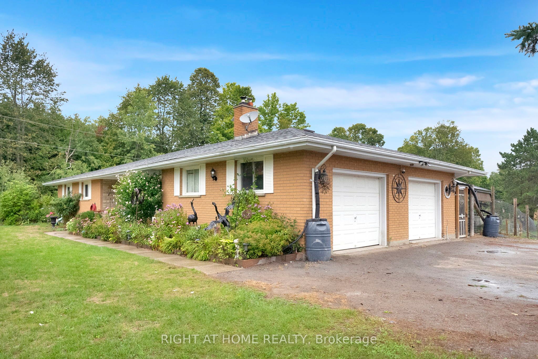 6265 Regional Road 18 Road