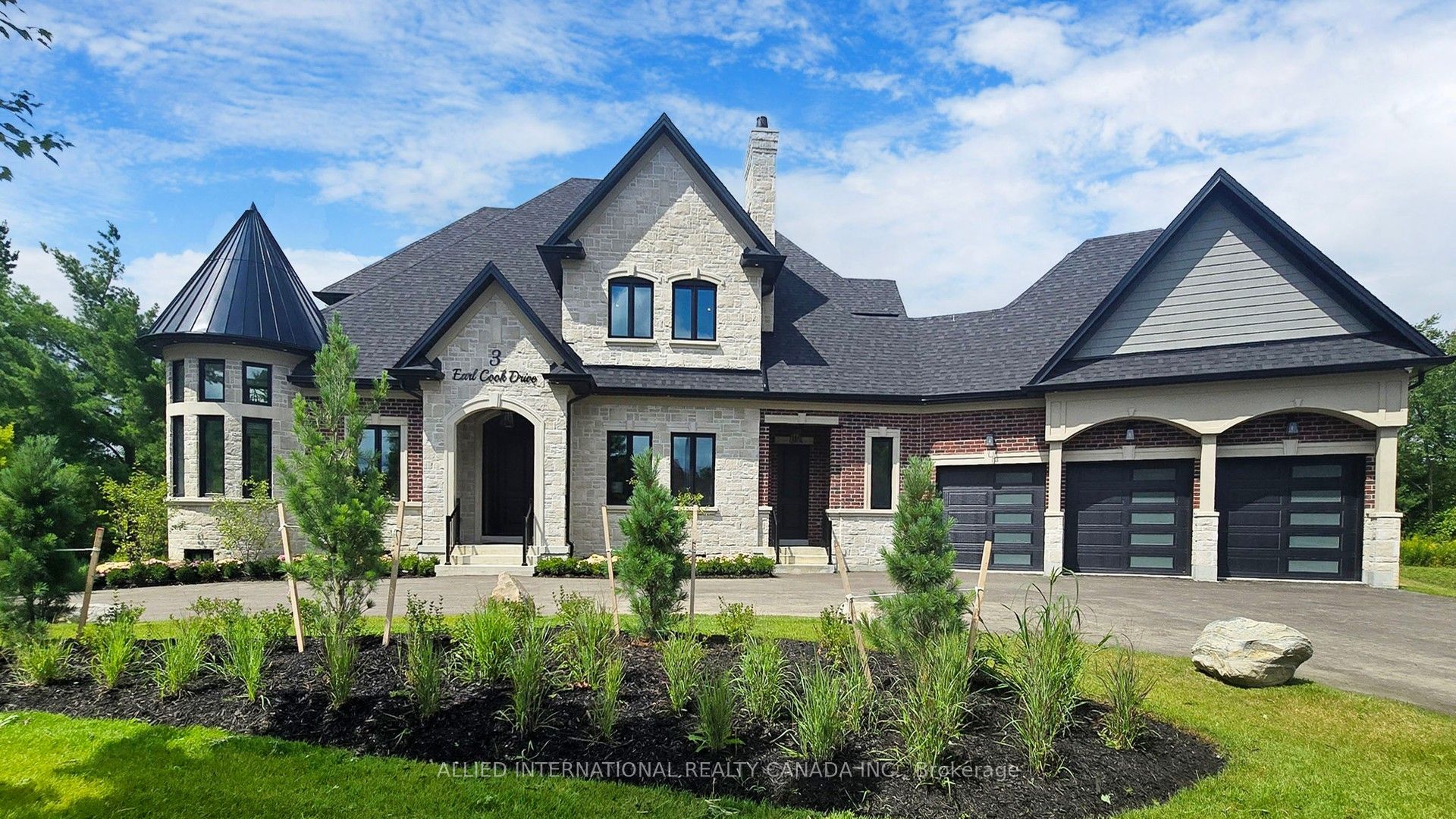 3 Earl Cook Drive