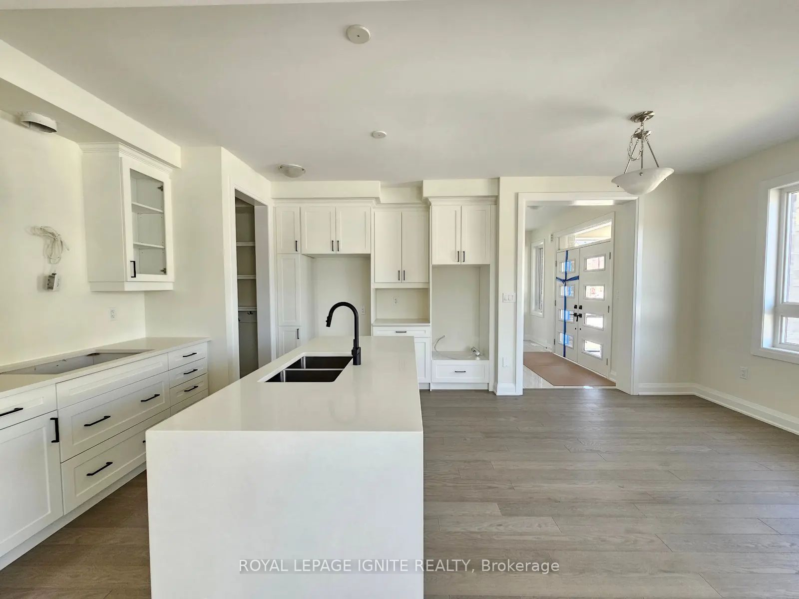3250 Chimney Swift Crescent