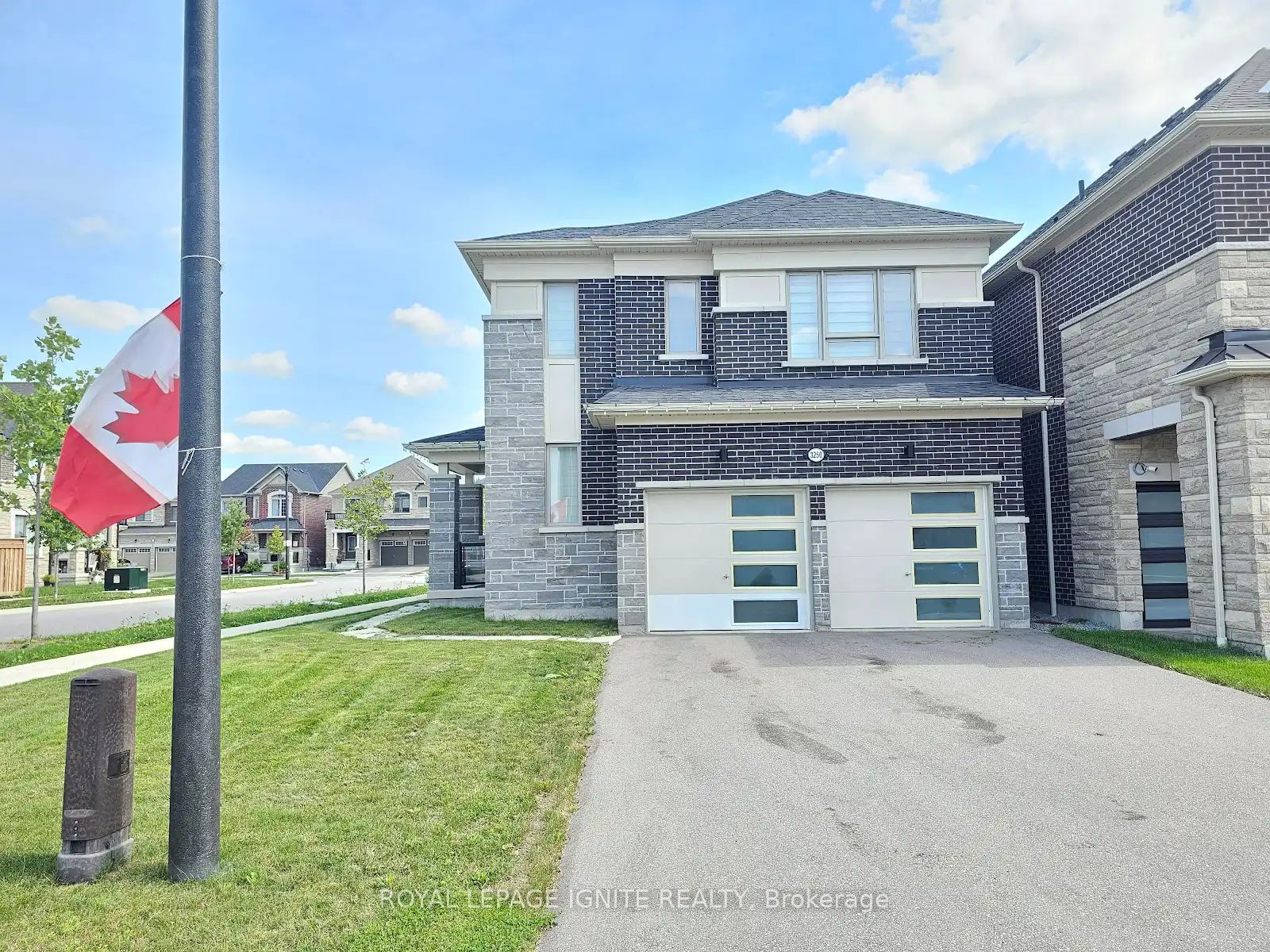 3250 Chimney Swift Crescent