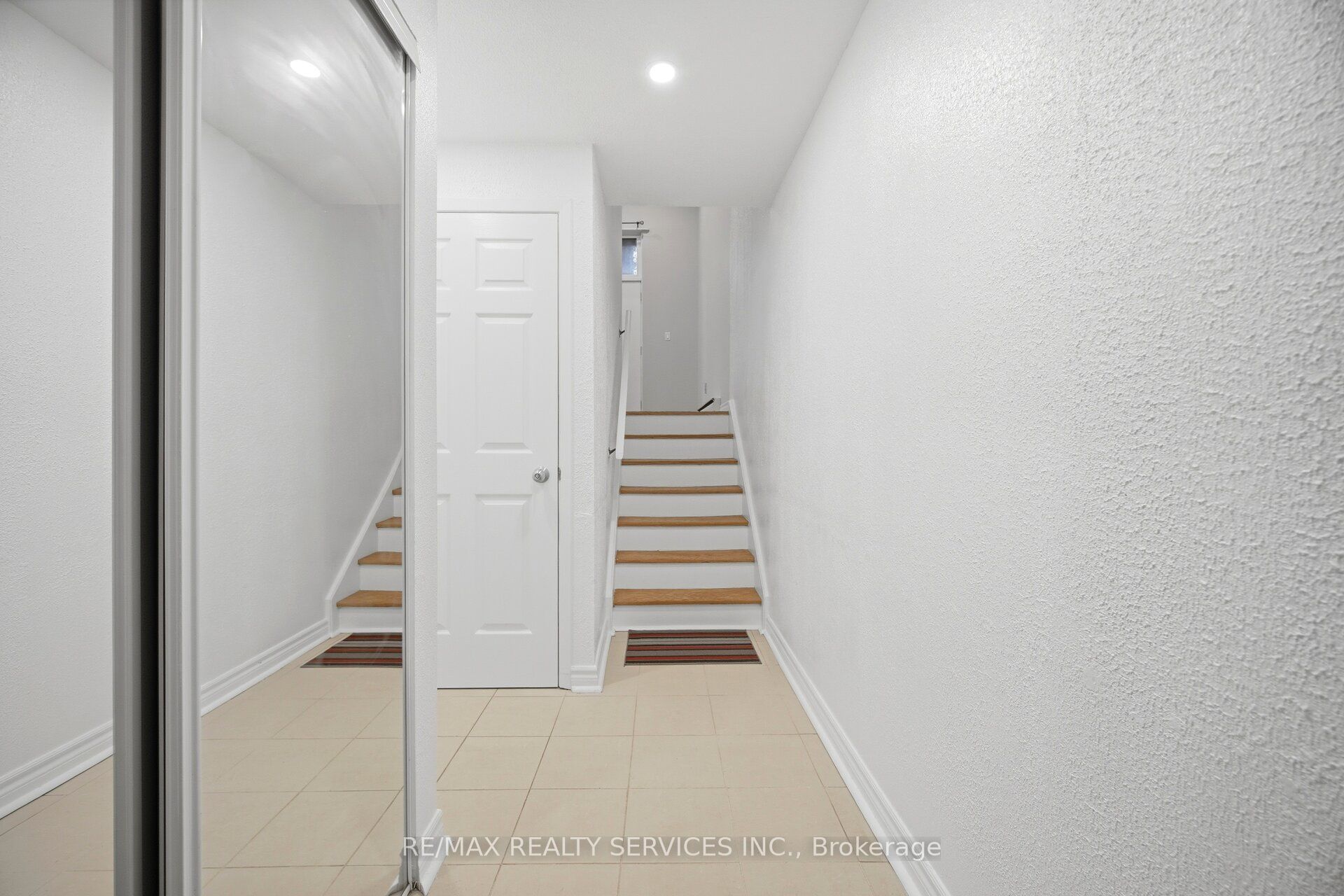 154 Darras Court
