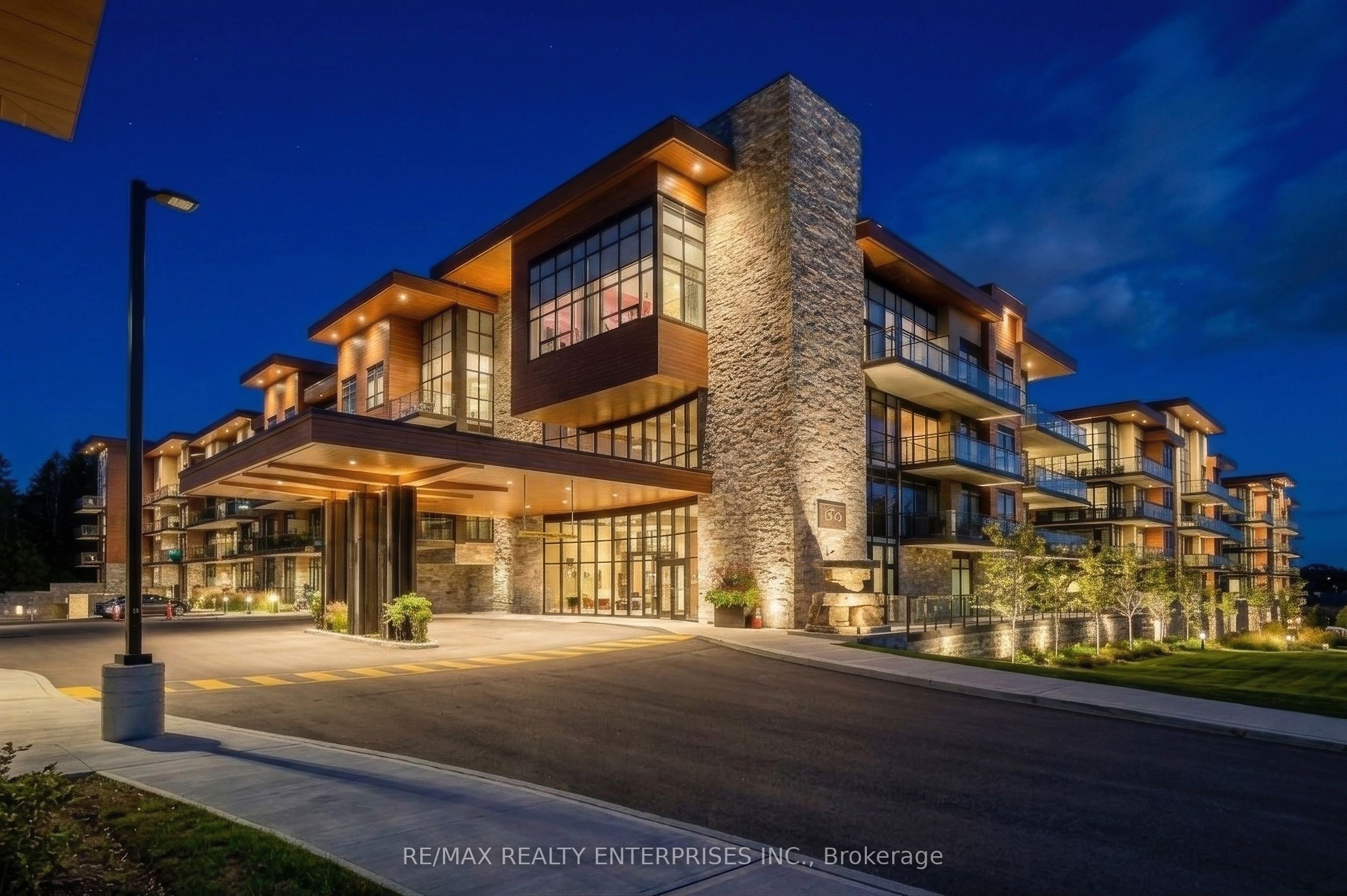 1575 Lakeshore Road W GR45