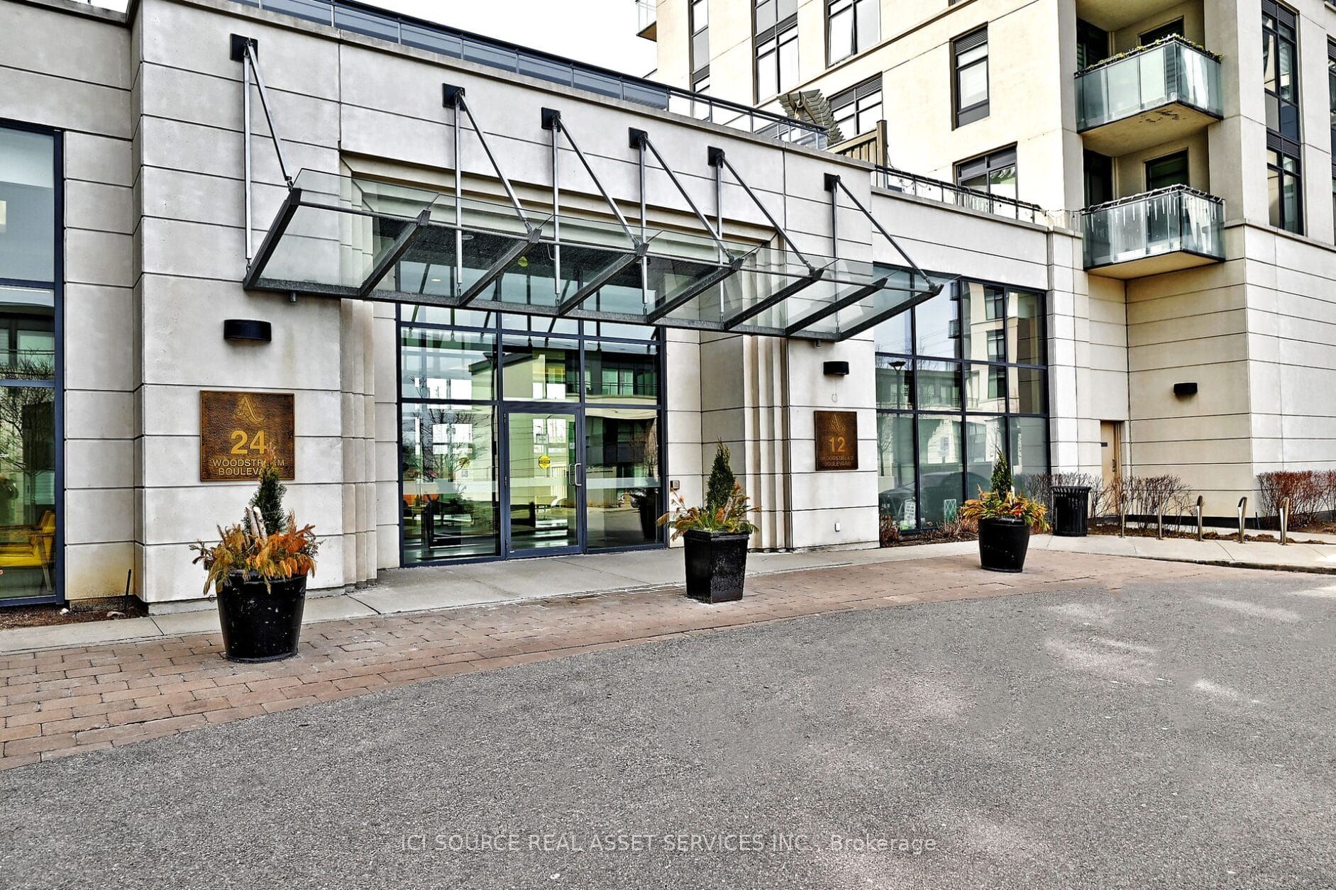 12 Woodstream Boulevard 919