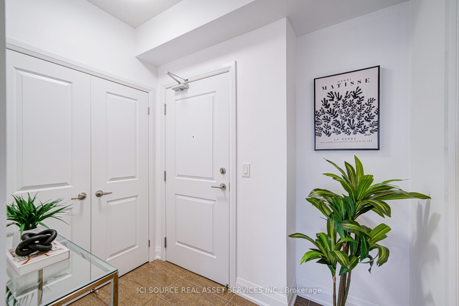 12 Woodstream Boulevard 919