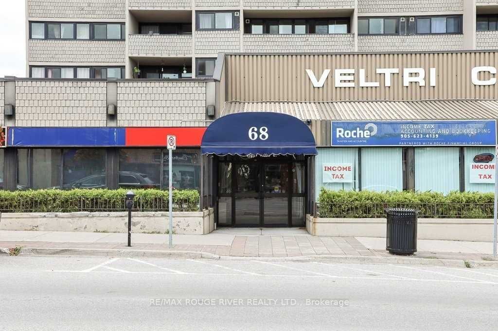 68 King Street E D