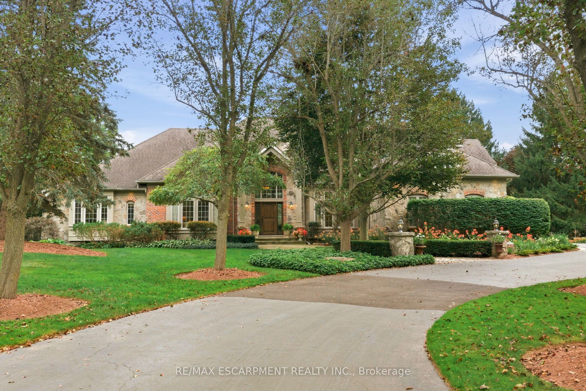 18 Blackberry Place