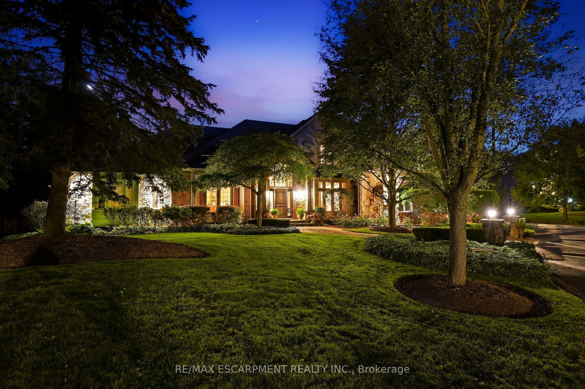 18 Blackberry Place