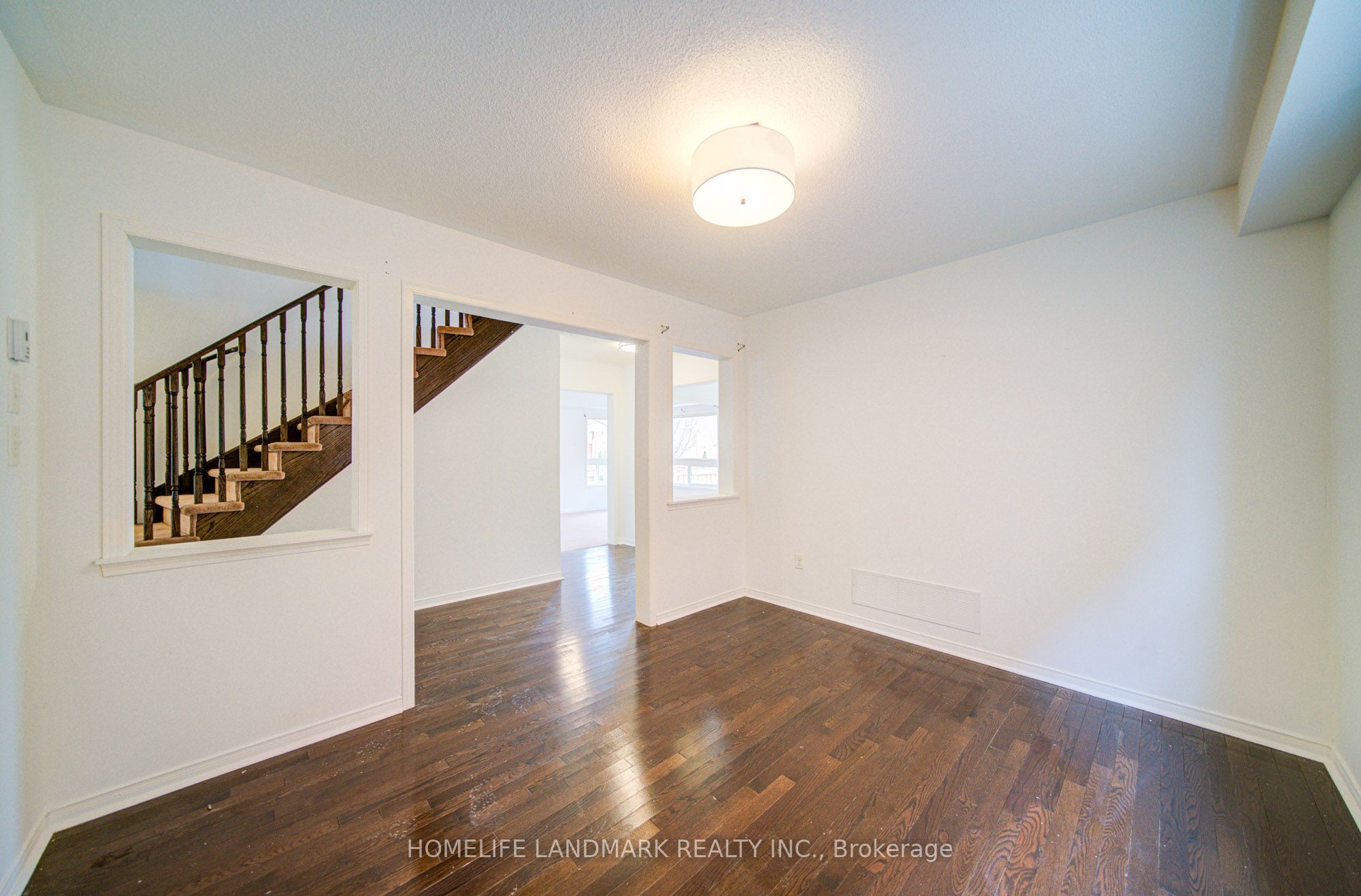 1842 Esterbrook Drive