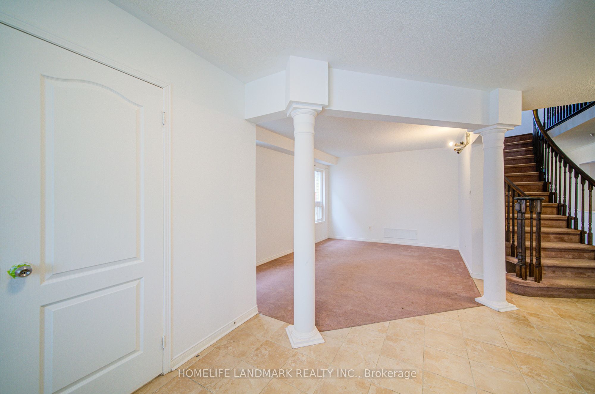 1842 Esterbrook Drive