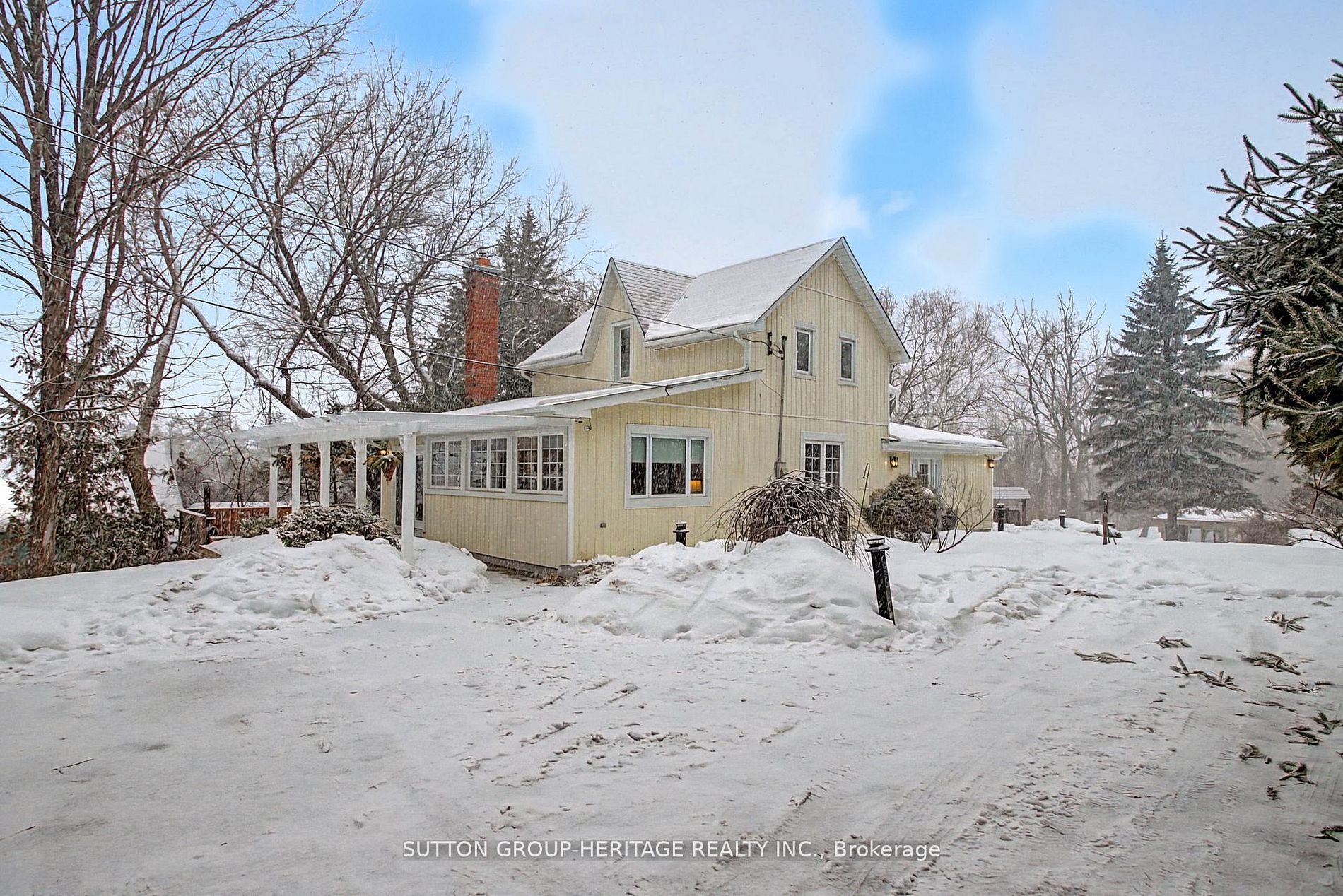 2460 Sixth Concession Road