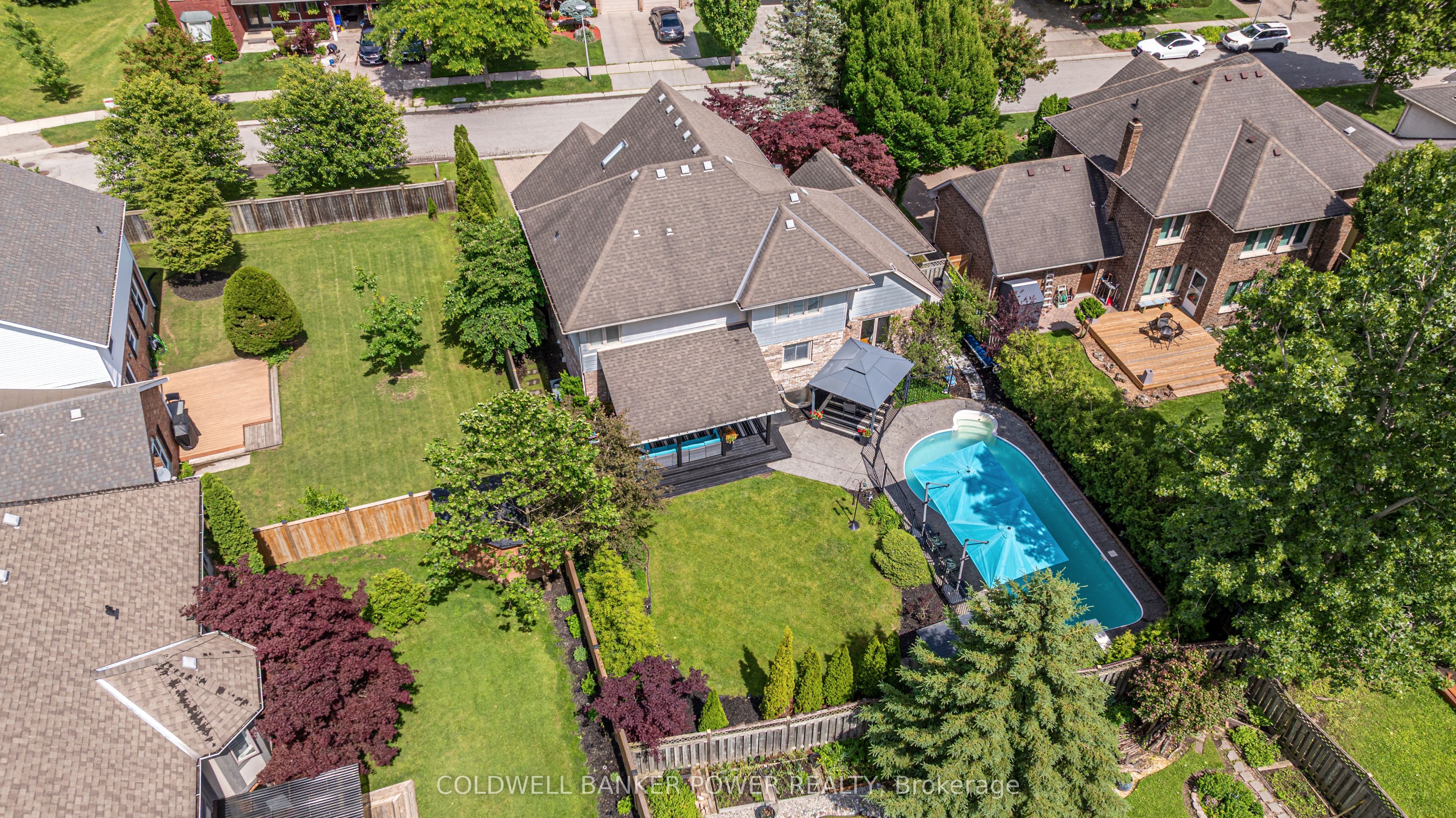 54 Grasmere Crescent