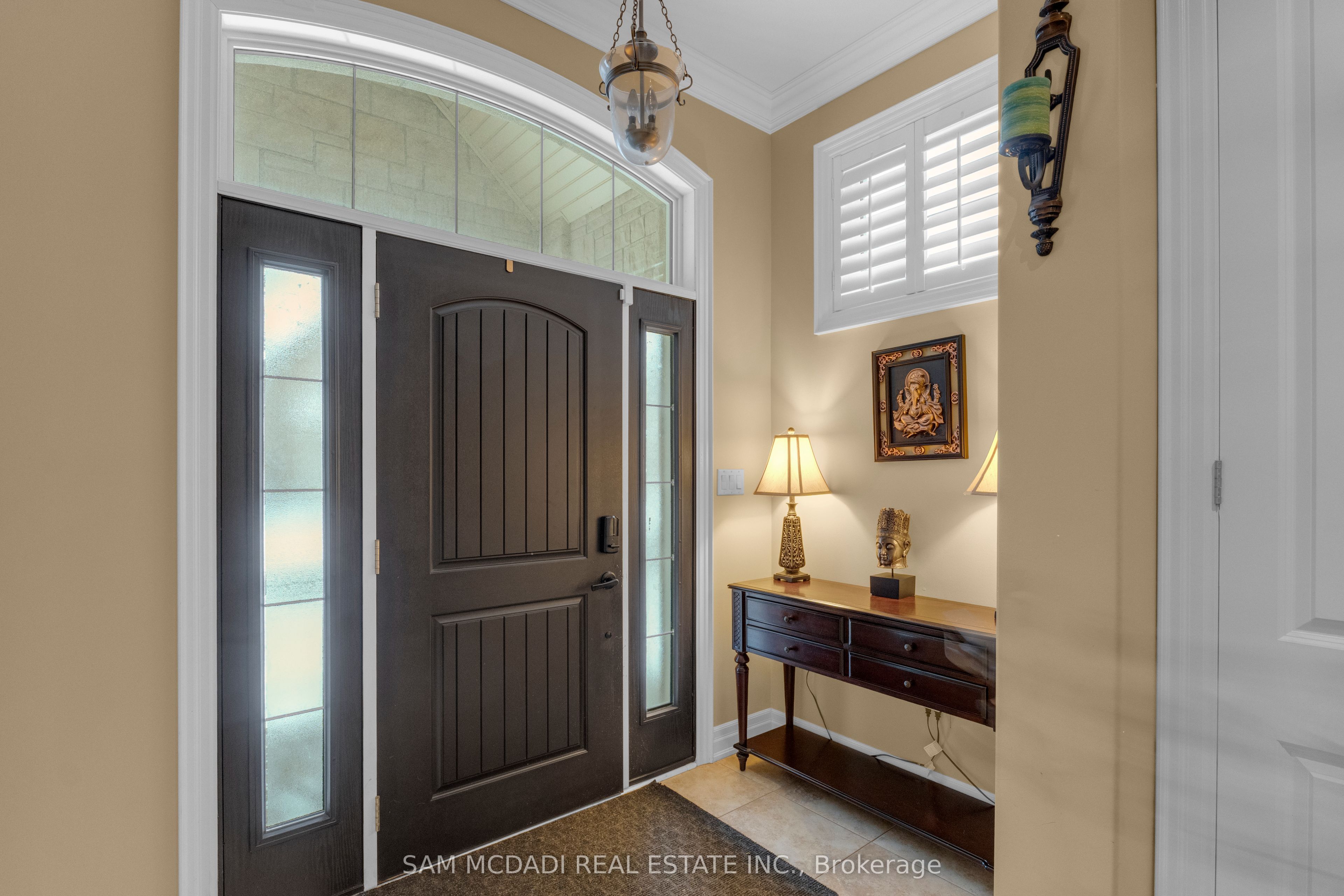 136 North Park Boulevard