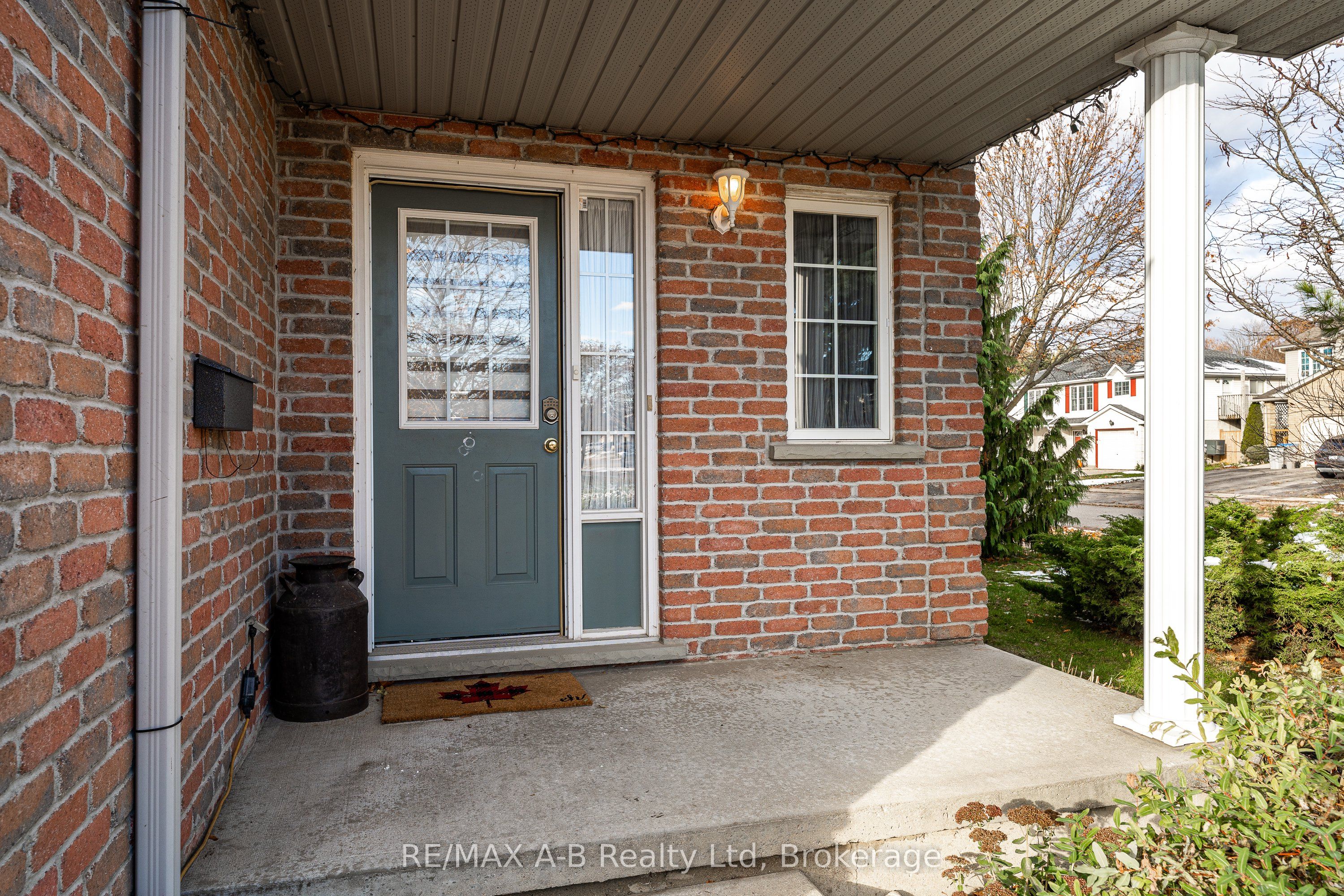 86 Parkhaven Crescent