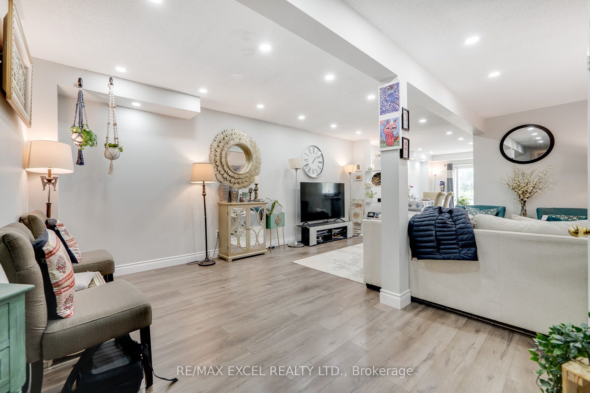 5146 Porter Street