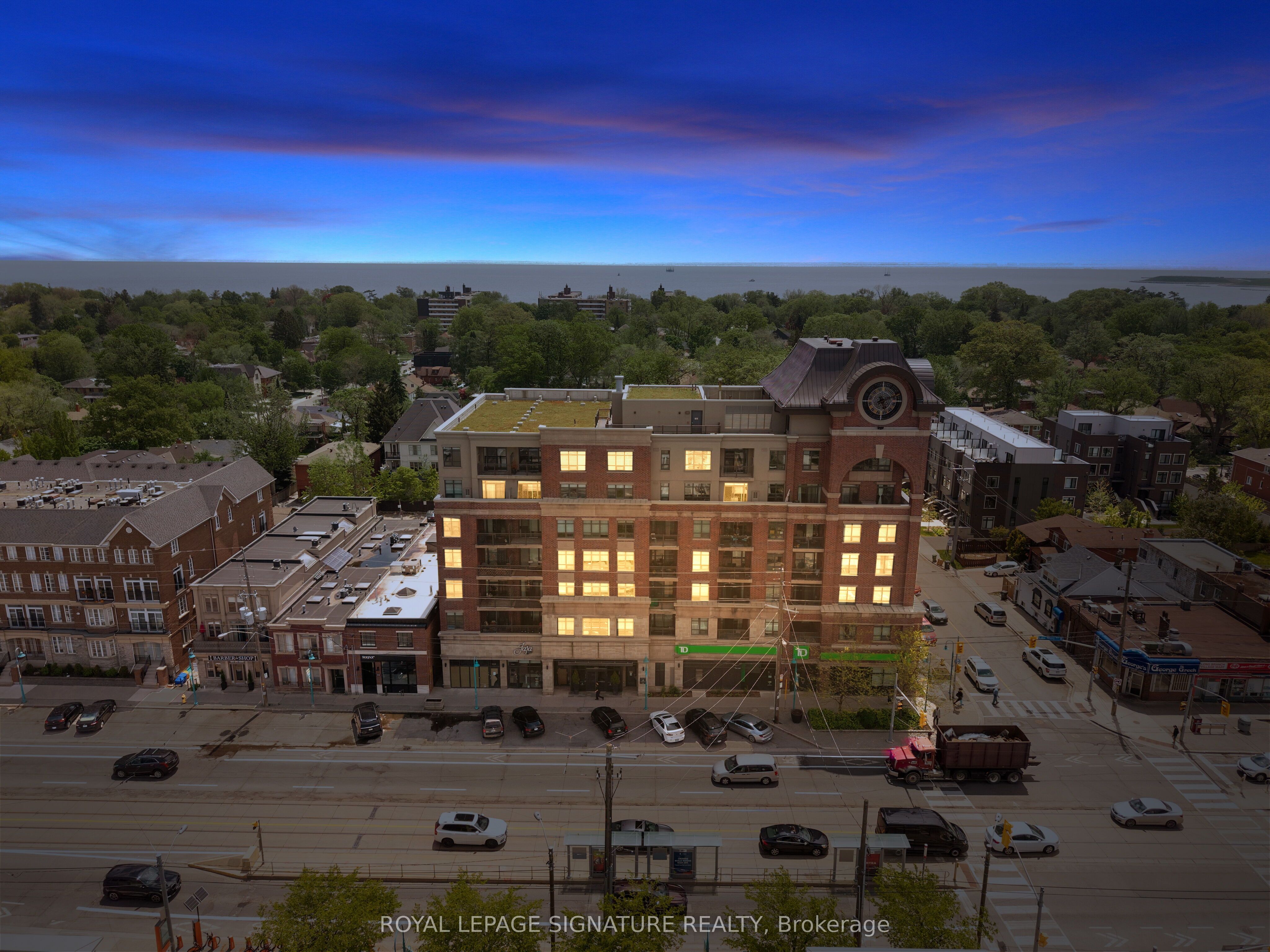 3563 Lake Shore Boulevard W 303