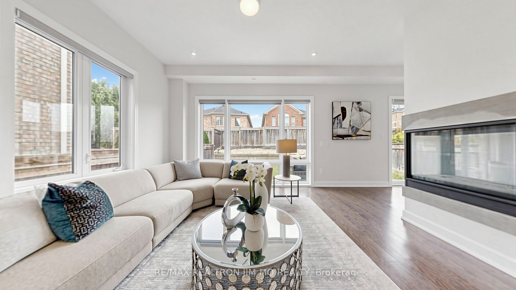 16 Farrell Road
