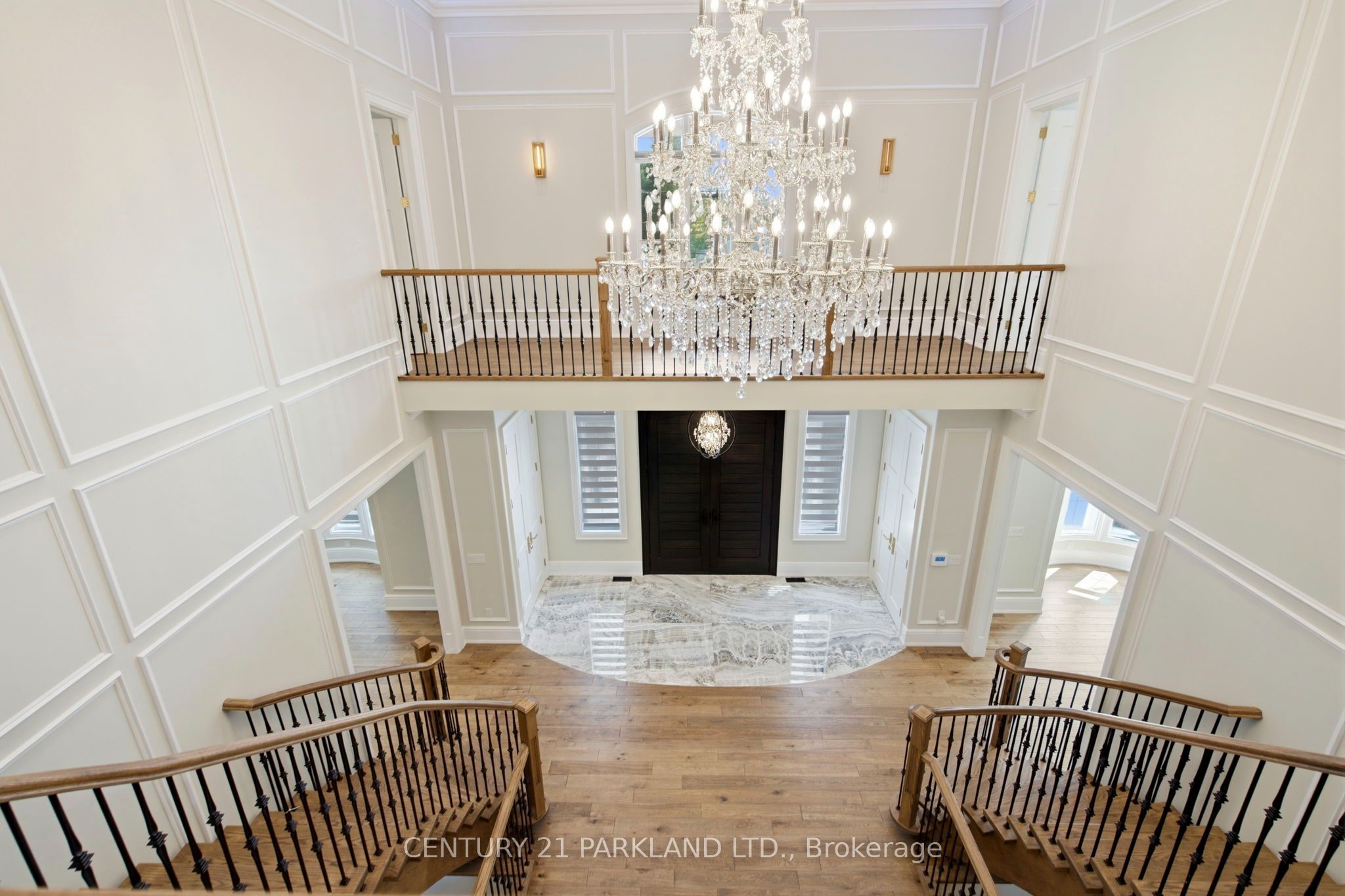 12 Hollywood Crescent