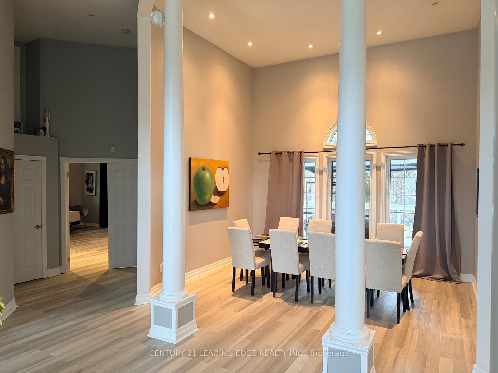 5165 PINERIDGE Drive