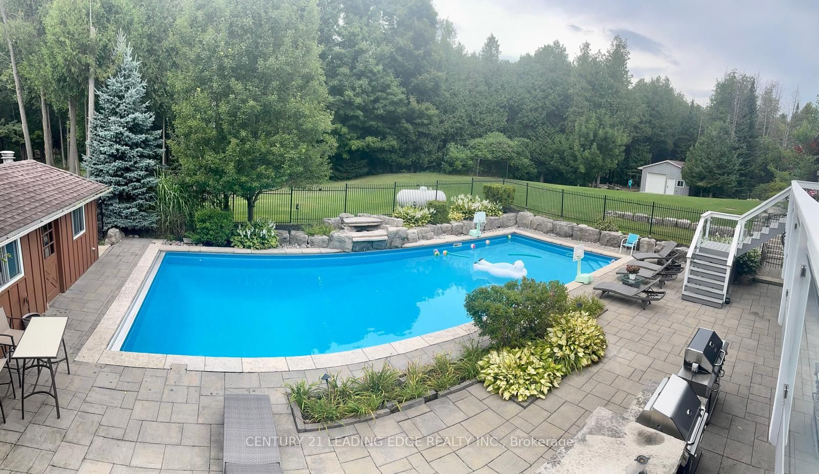 5165 PINERIDGE Drive