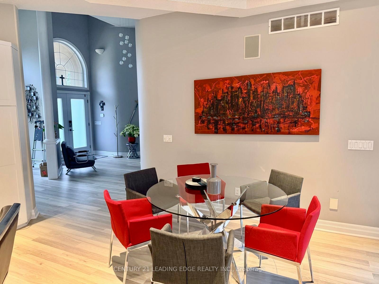 5165 PINERIDGE Drive