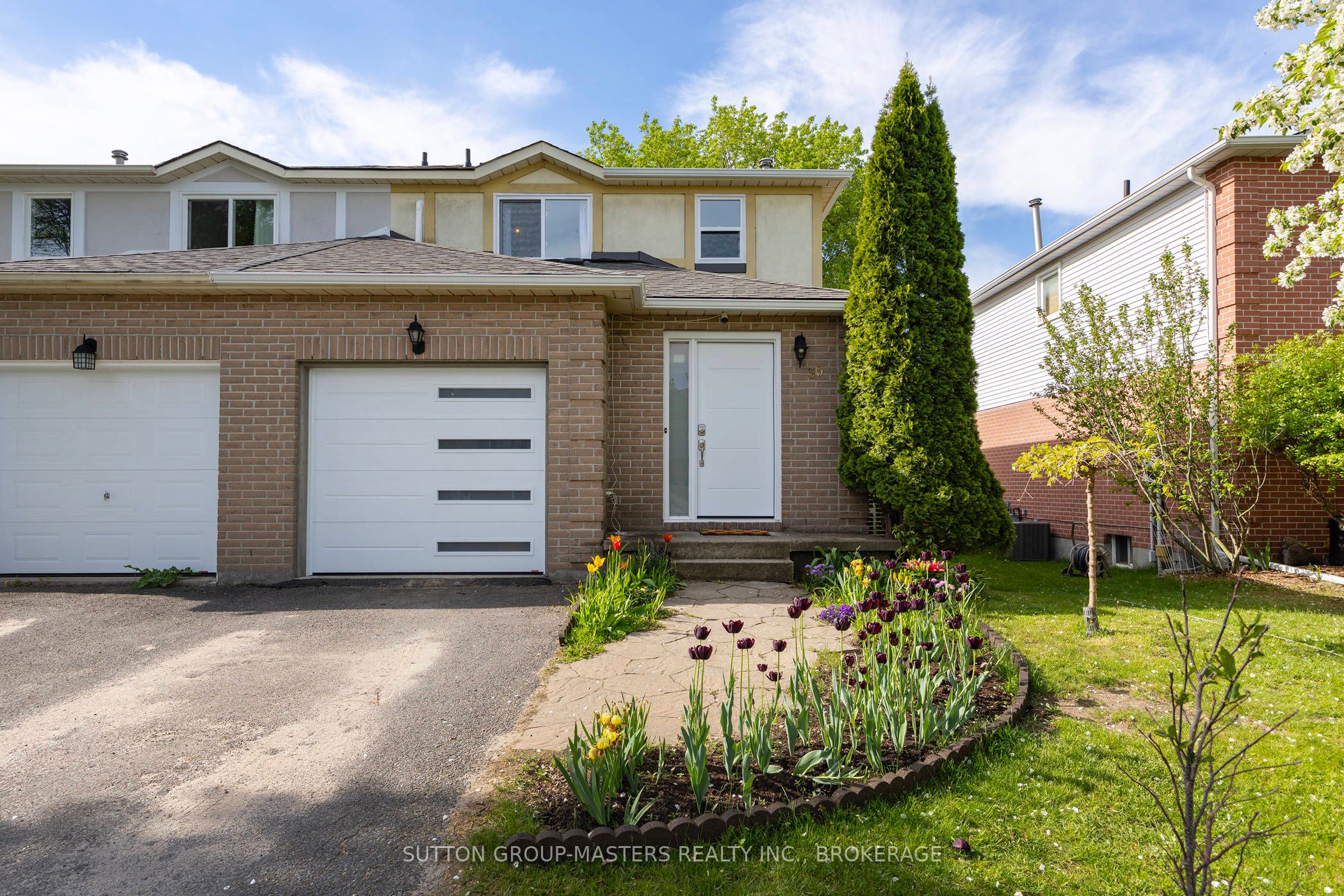 35 Rose Abbey Drive