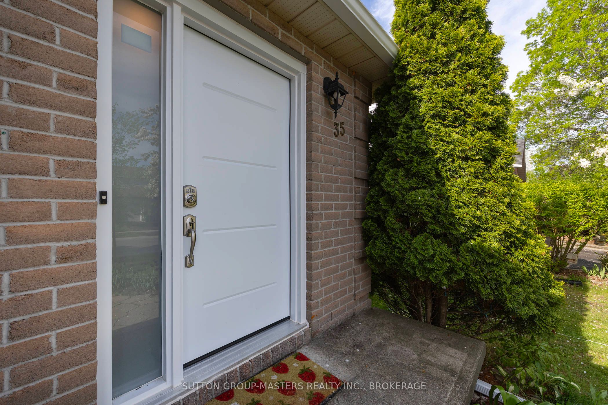 35 Rose Abbey Drive