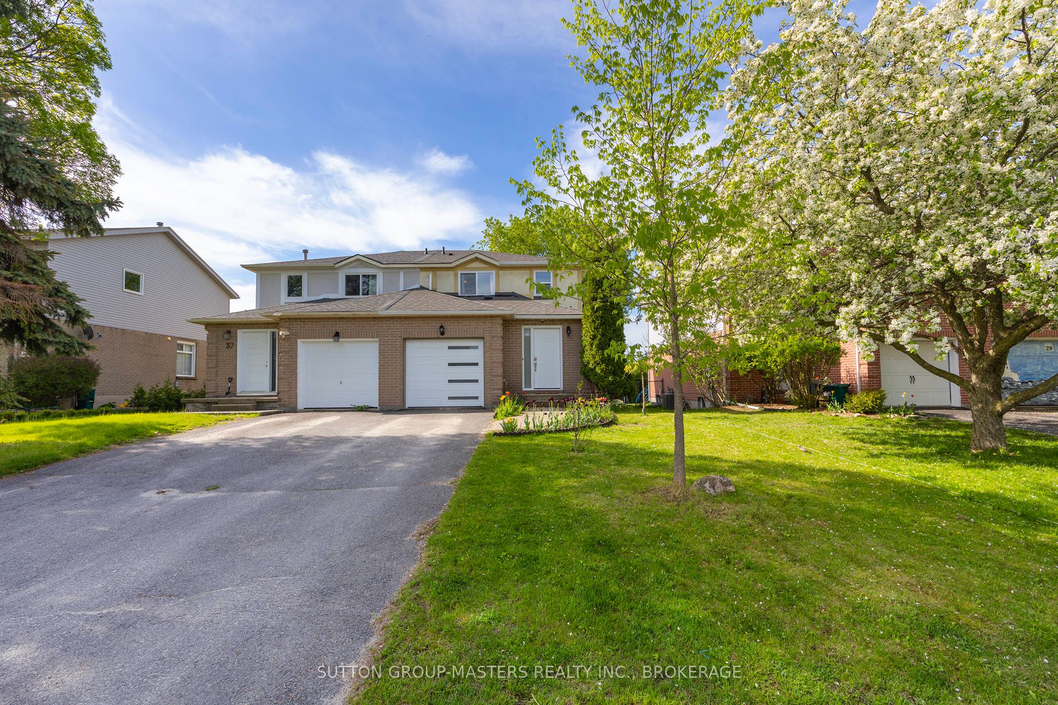 35 Rose Abbey Drive
