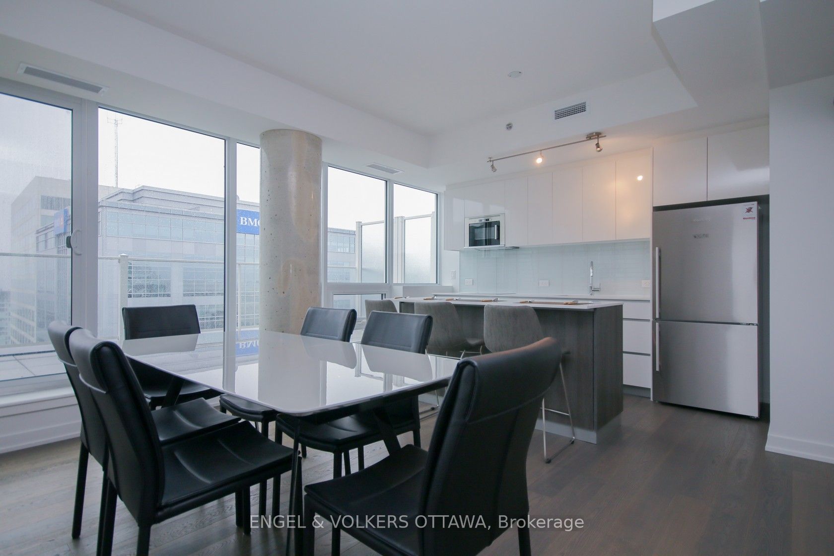 199 SLATER Street 2203