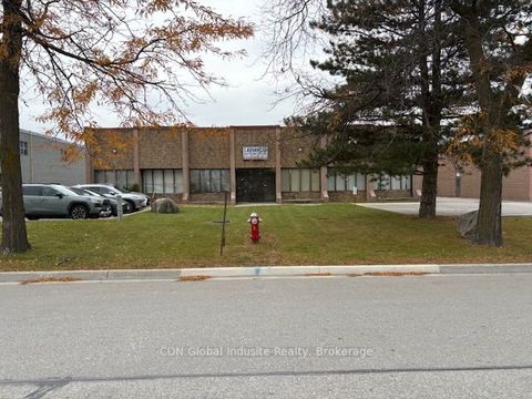 2459 ANSON Drive Mississauga ON L5S 1G1