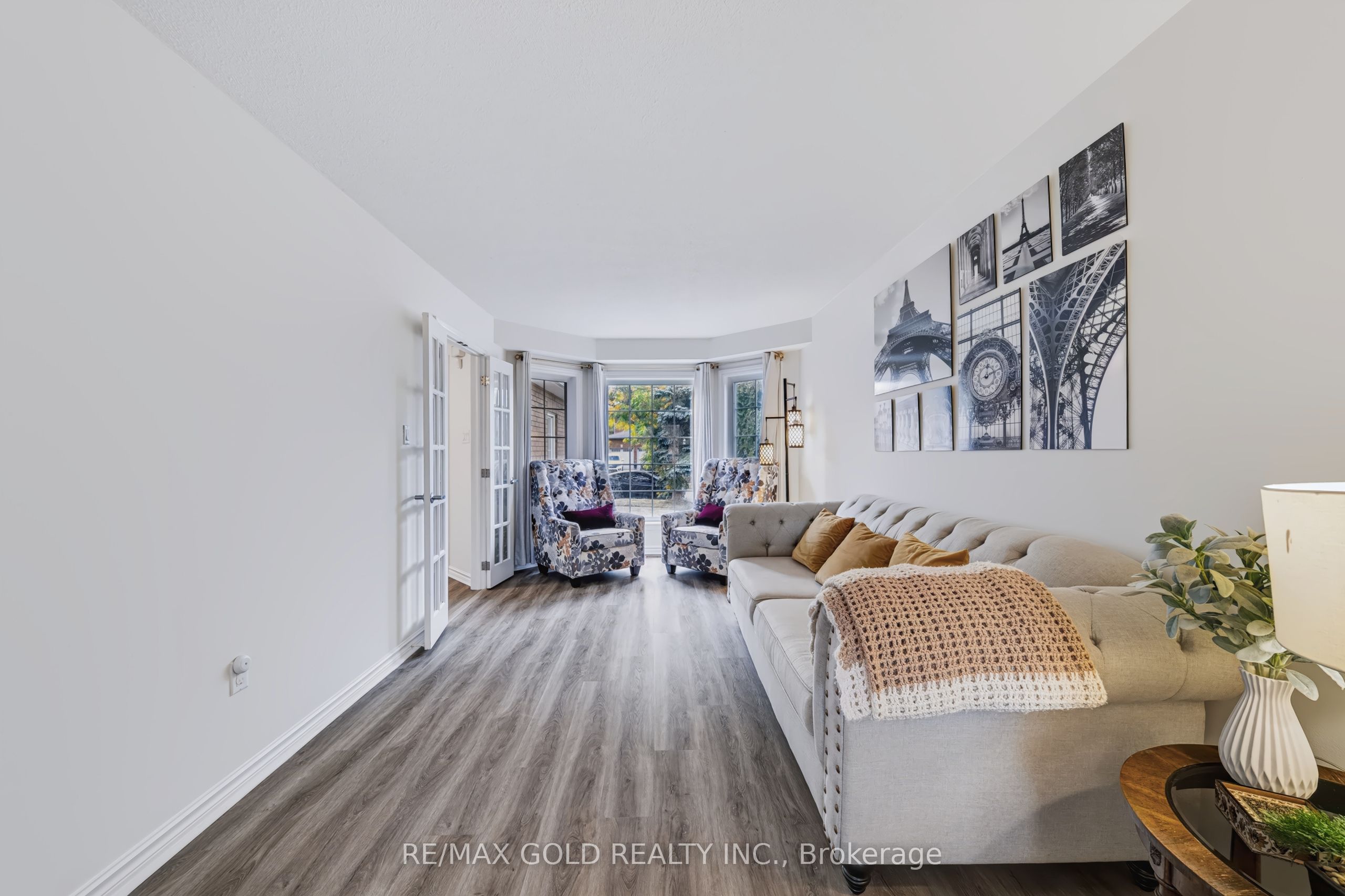 43 Golden Meadow Road