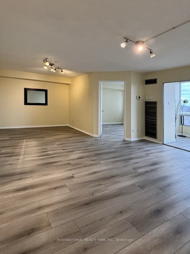 115 Hillcrest Avenue 502