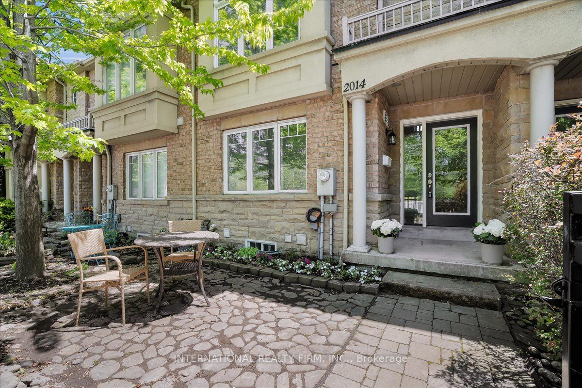 2014 Lakeshore Road W
