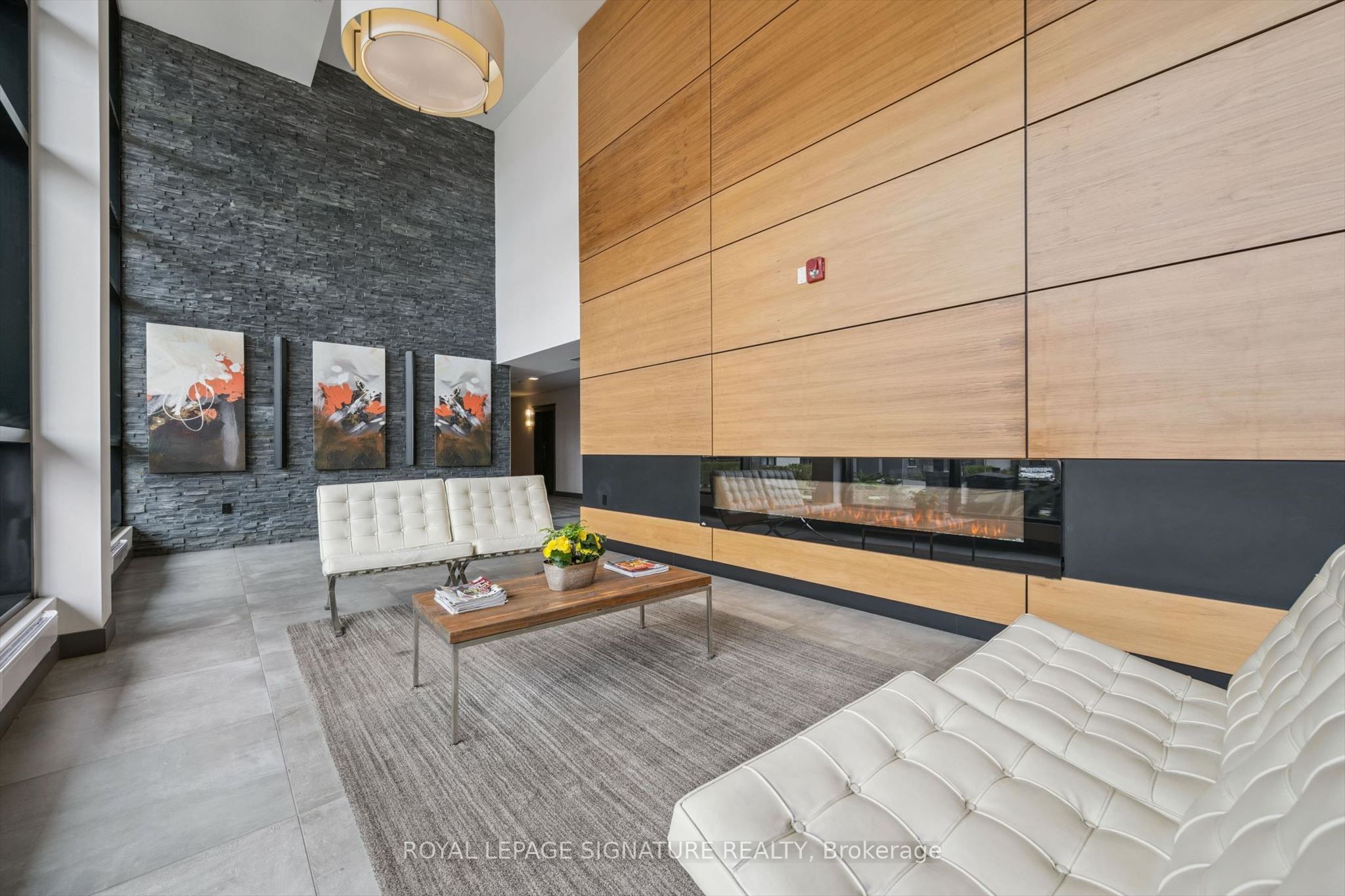 3170 Erin Mills Parkway 105