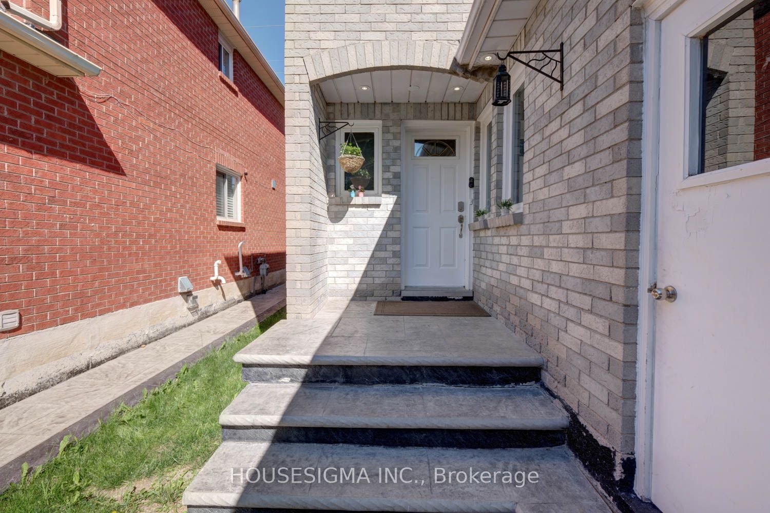 46 Venice Crescent