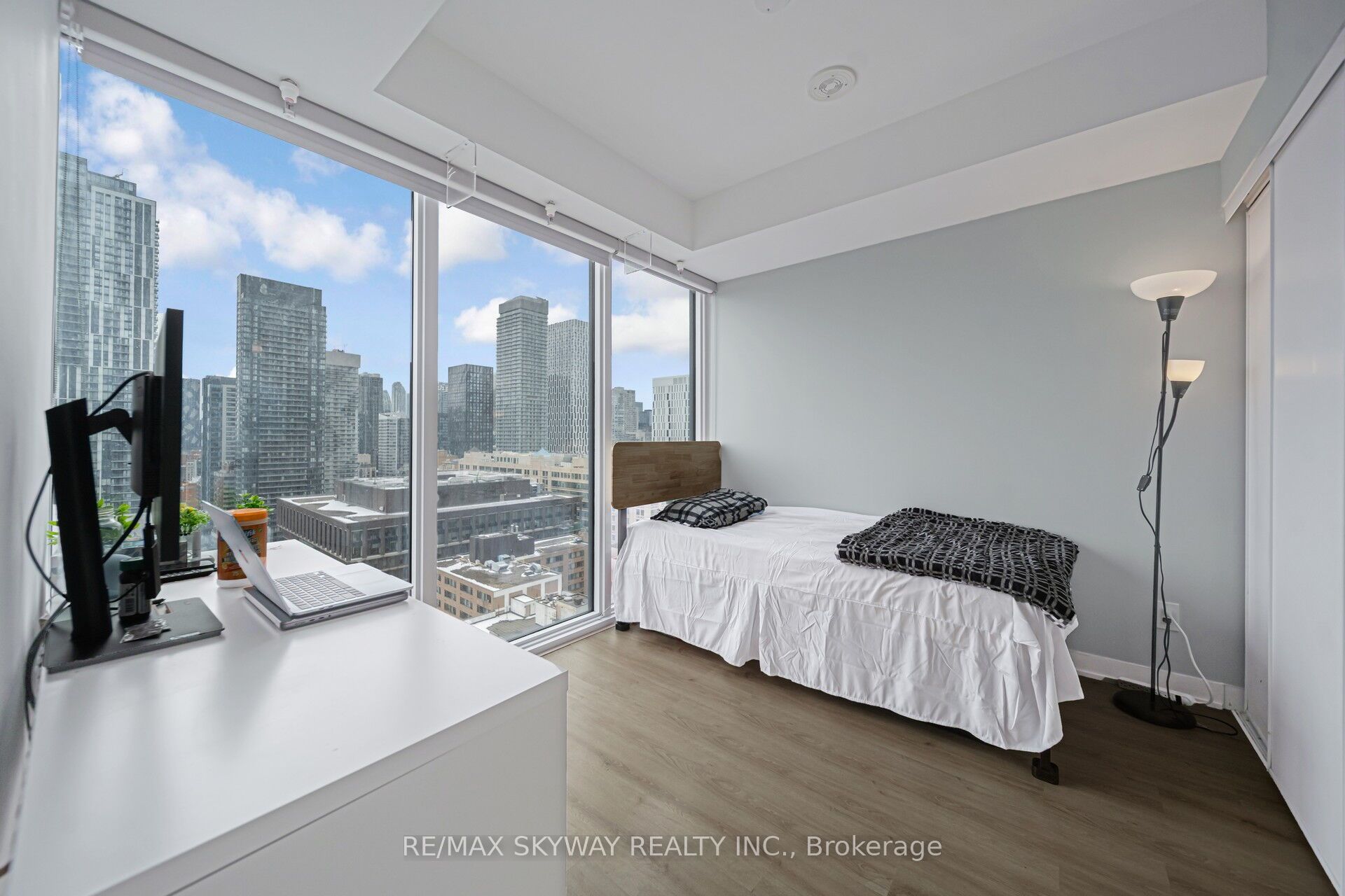 319 Jarvis Street 2101