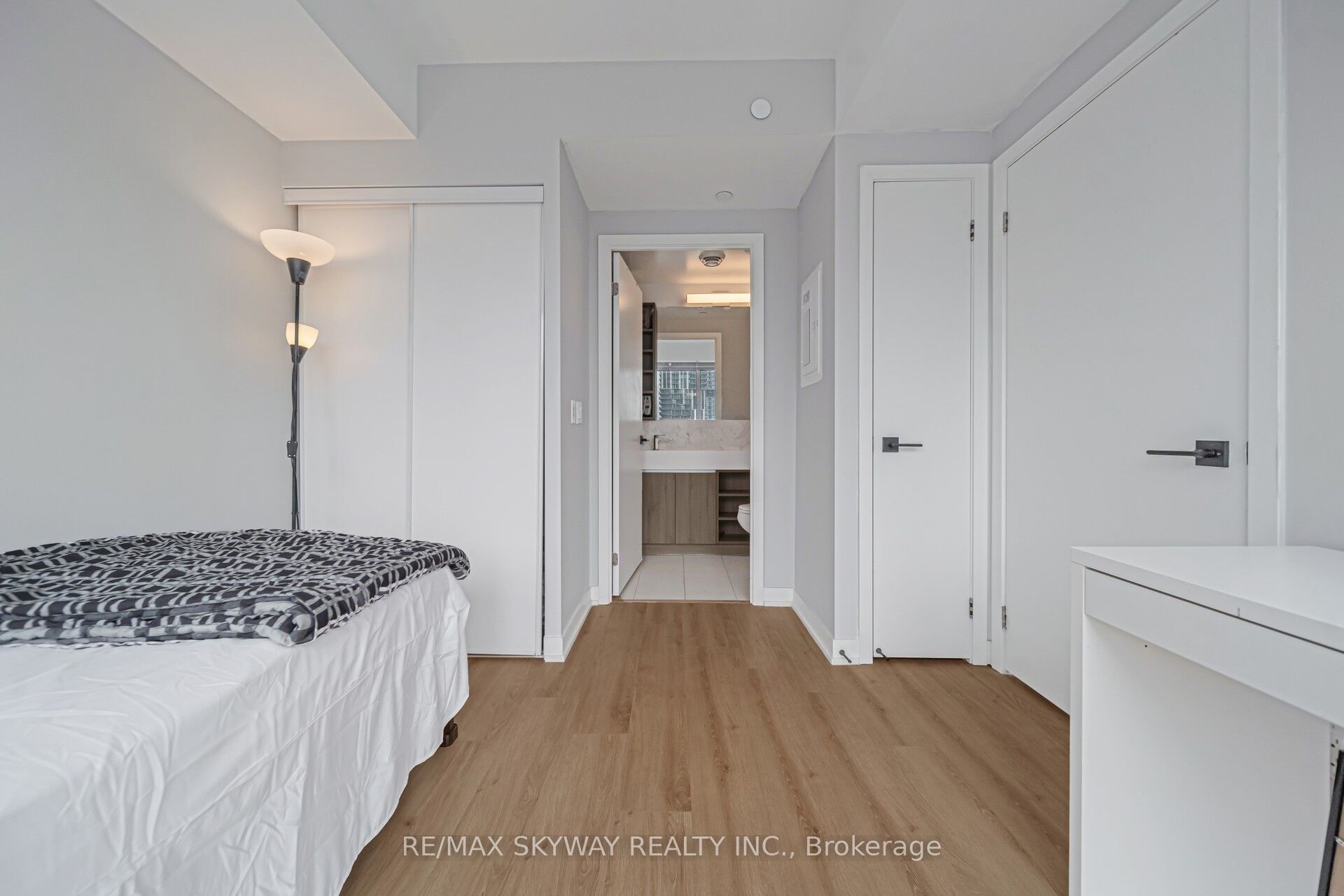 319 Jarvis Street 2101