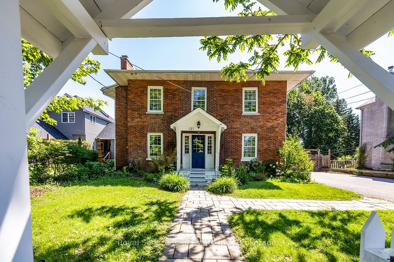 127 Beaver Street S
