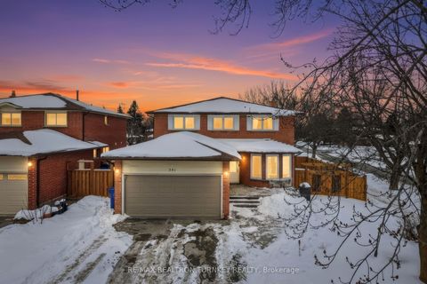 341 Buckingham Road Newmarket ON L3Y 6K6