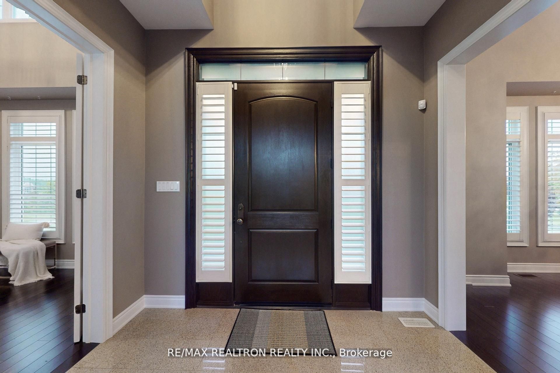 15 Pine Vista Avenue