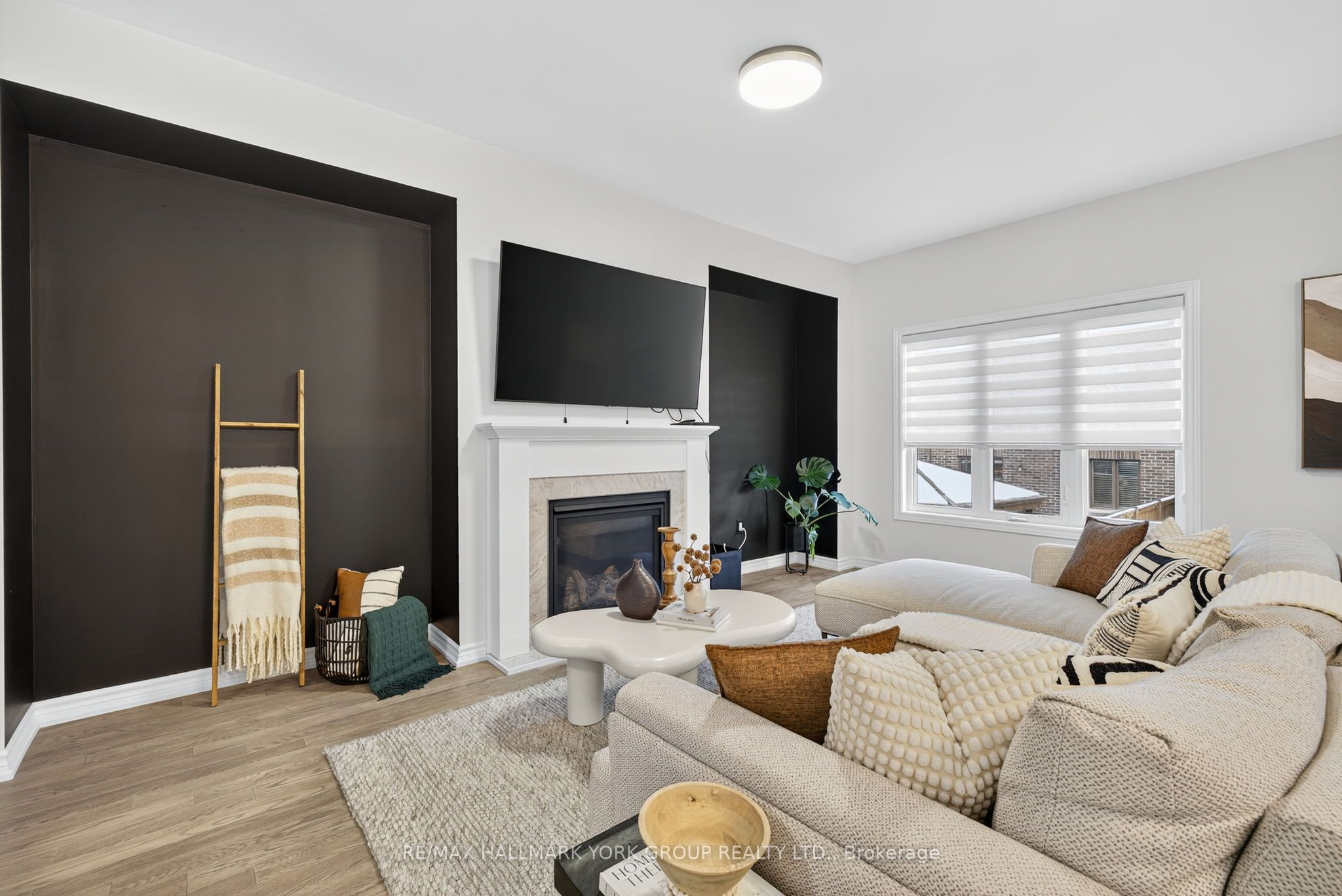 20 Gord Matthews Way