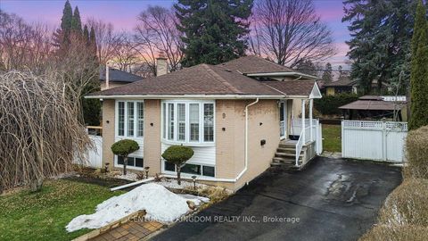9 Durrington Crescent Toronto E09 ON M1P 4G4