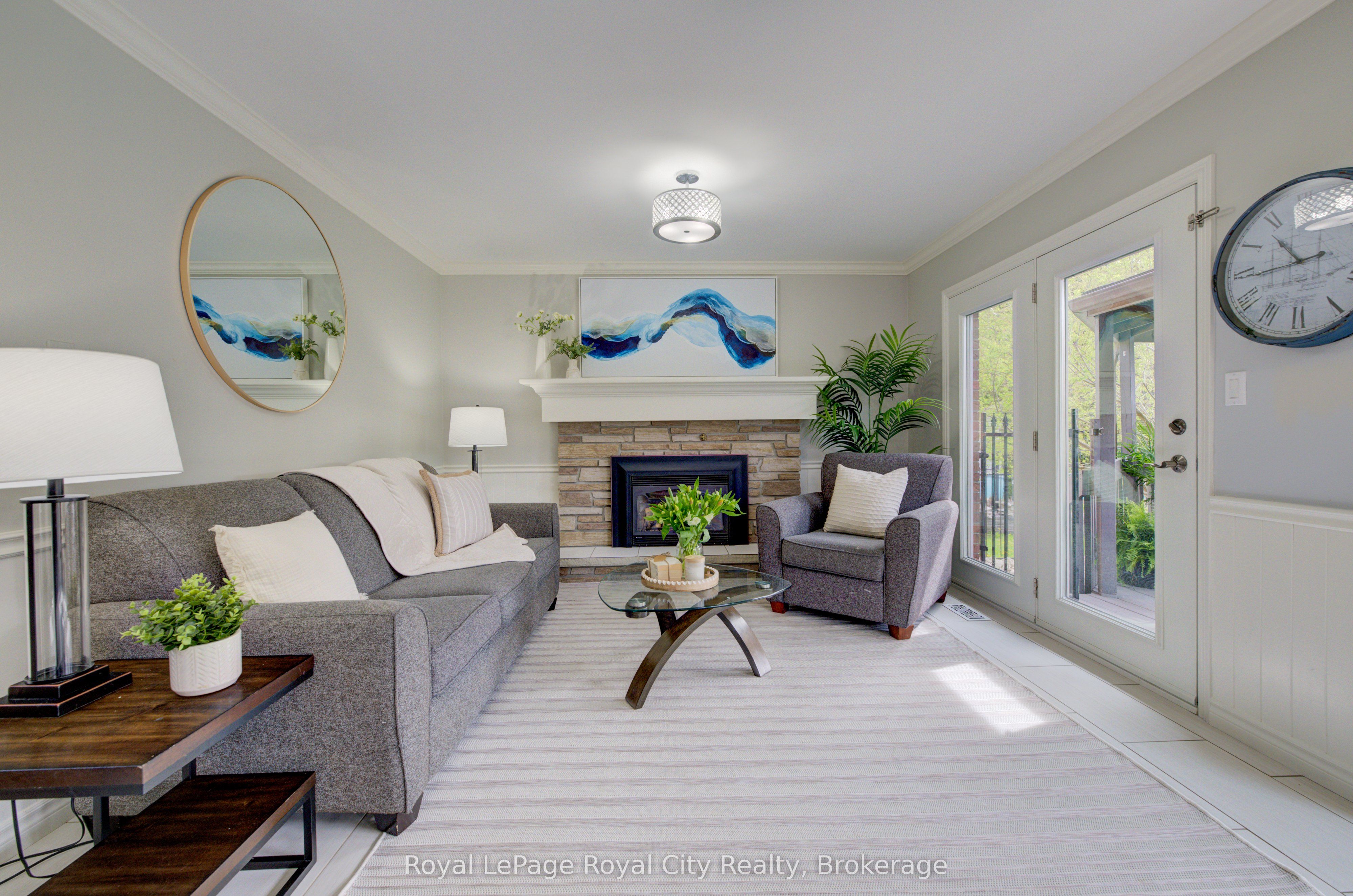 15 Joann Crescent