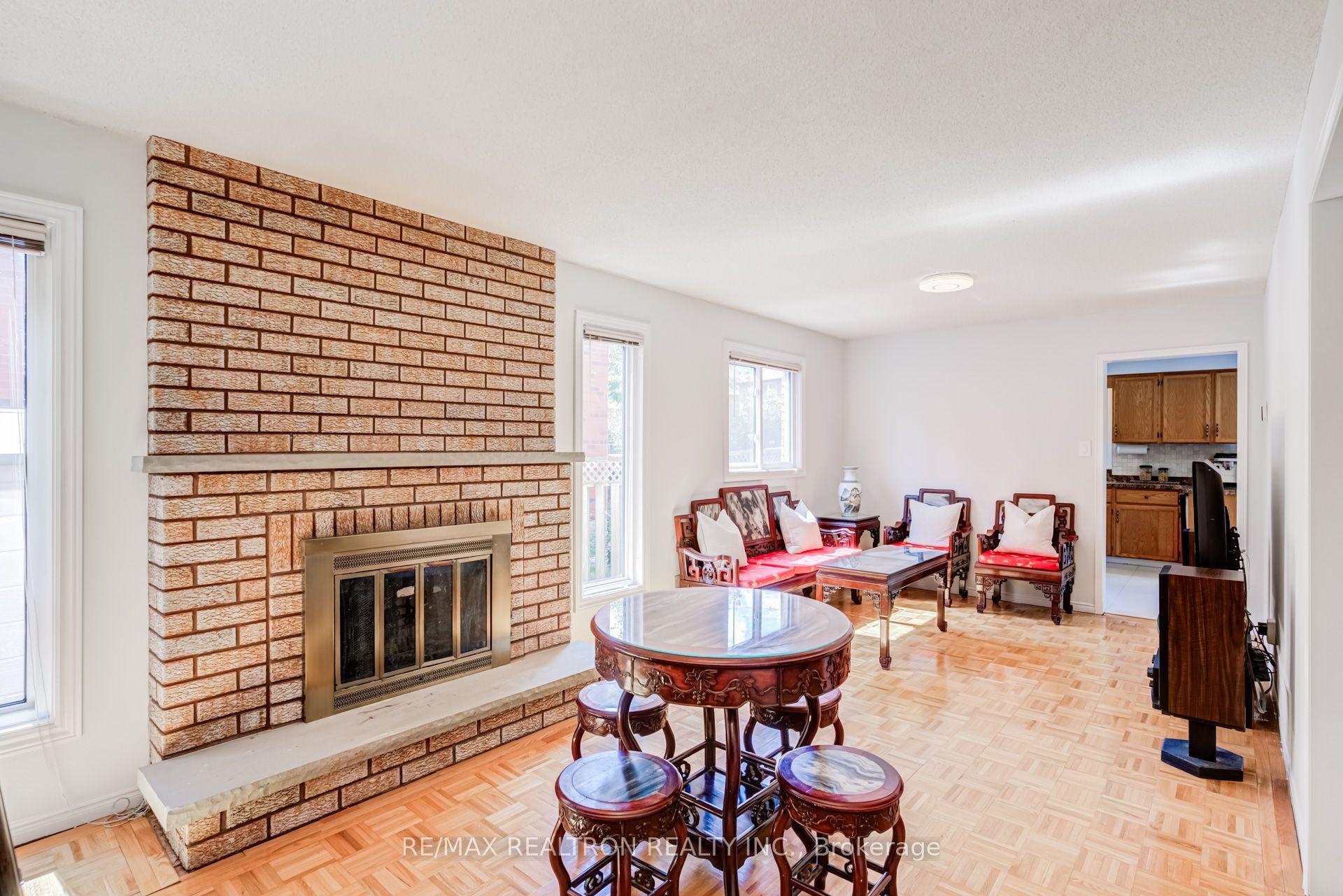 4379 Radisson Crescent