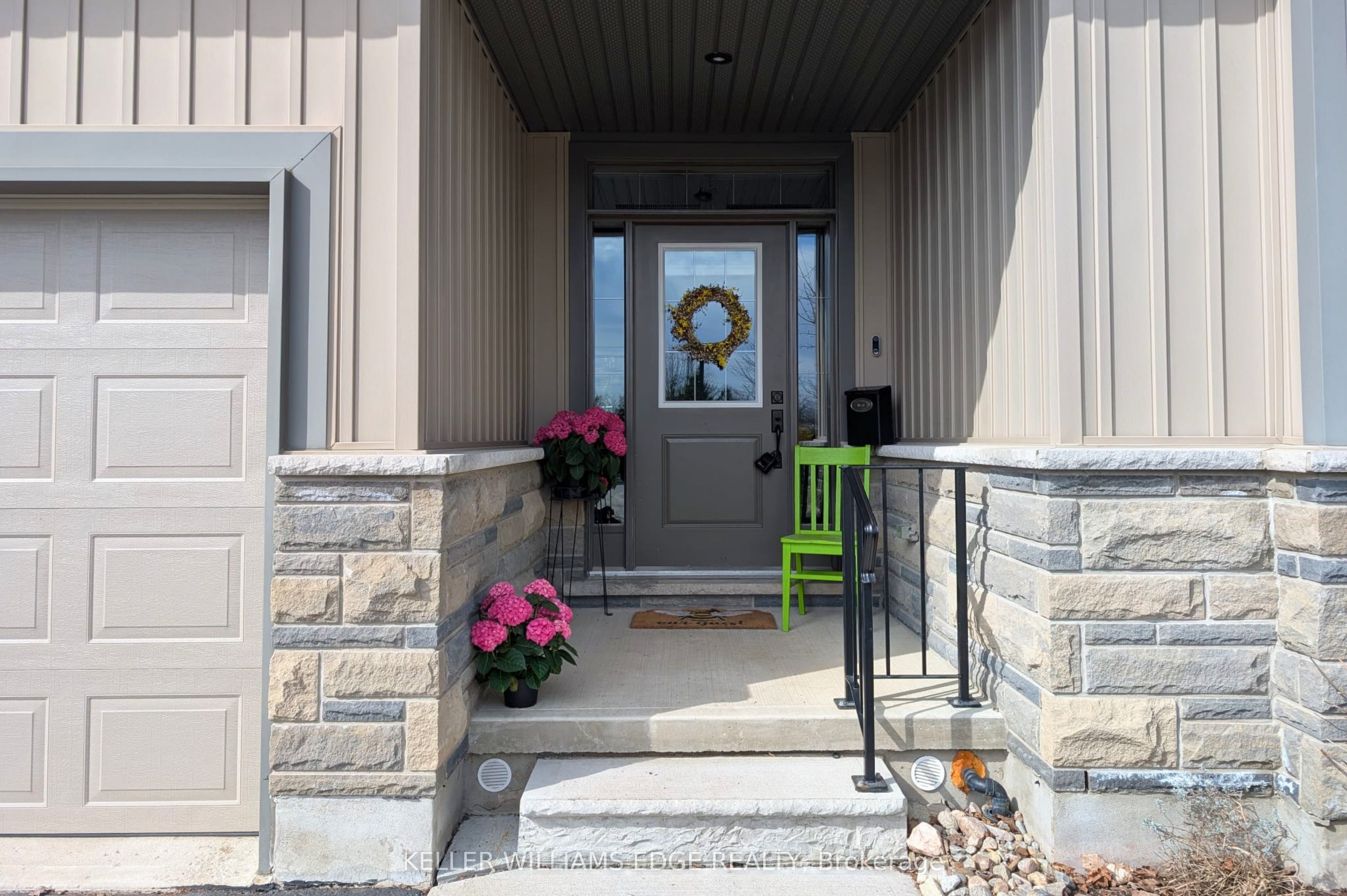 250 Hostetler Road 7