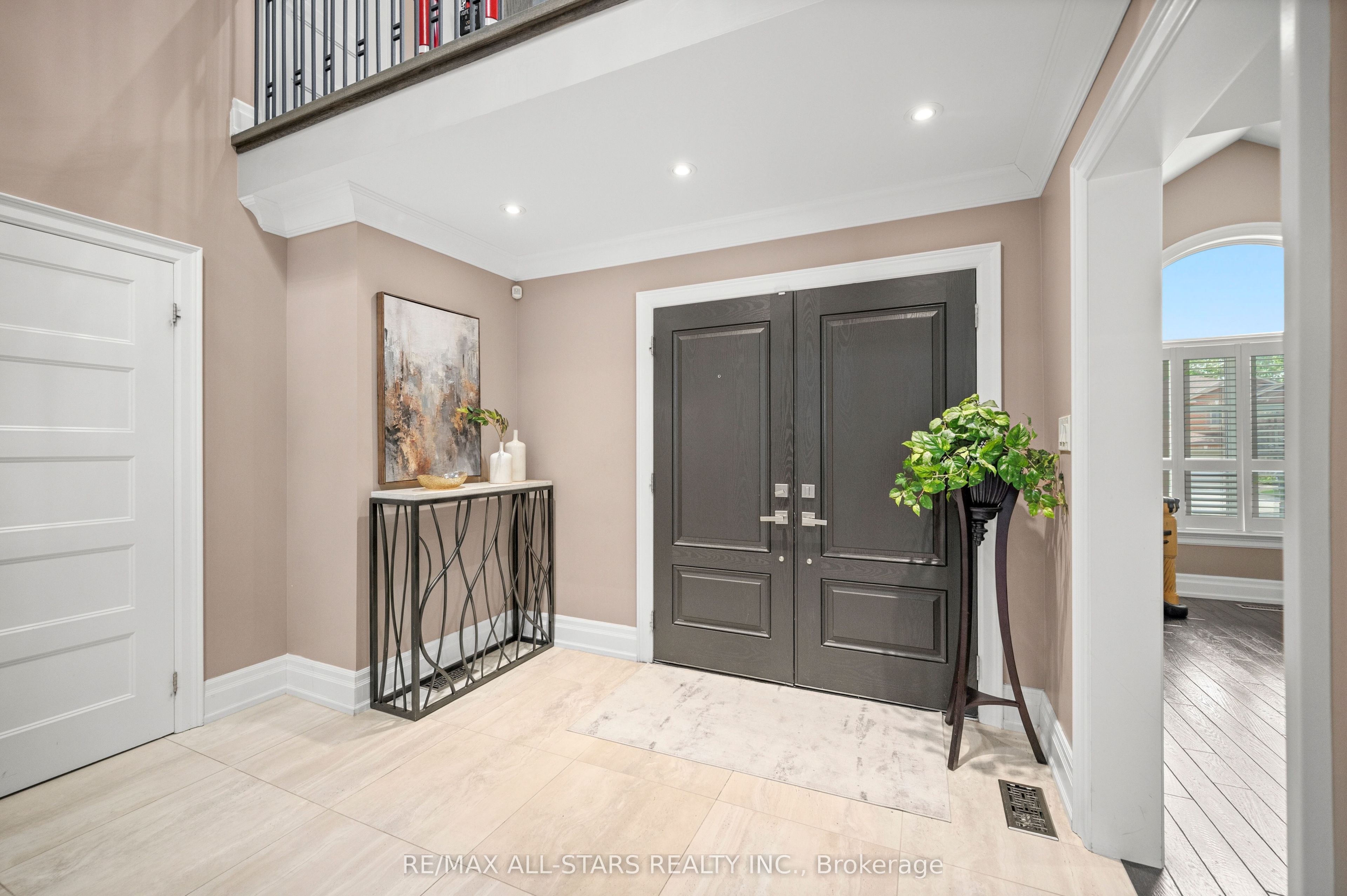 139 Rhodes Circle