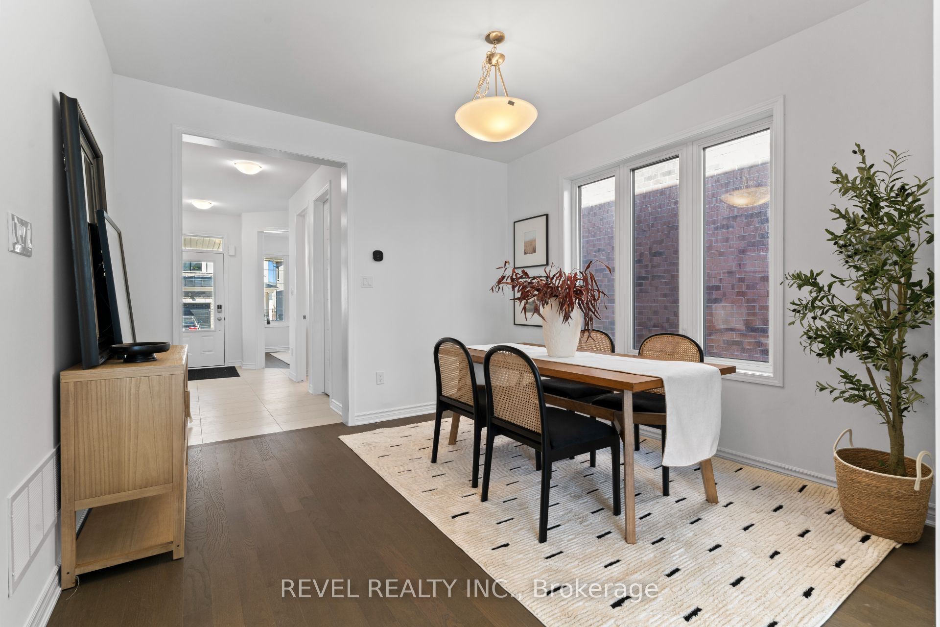 1488 Melville Bonus Crescent